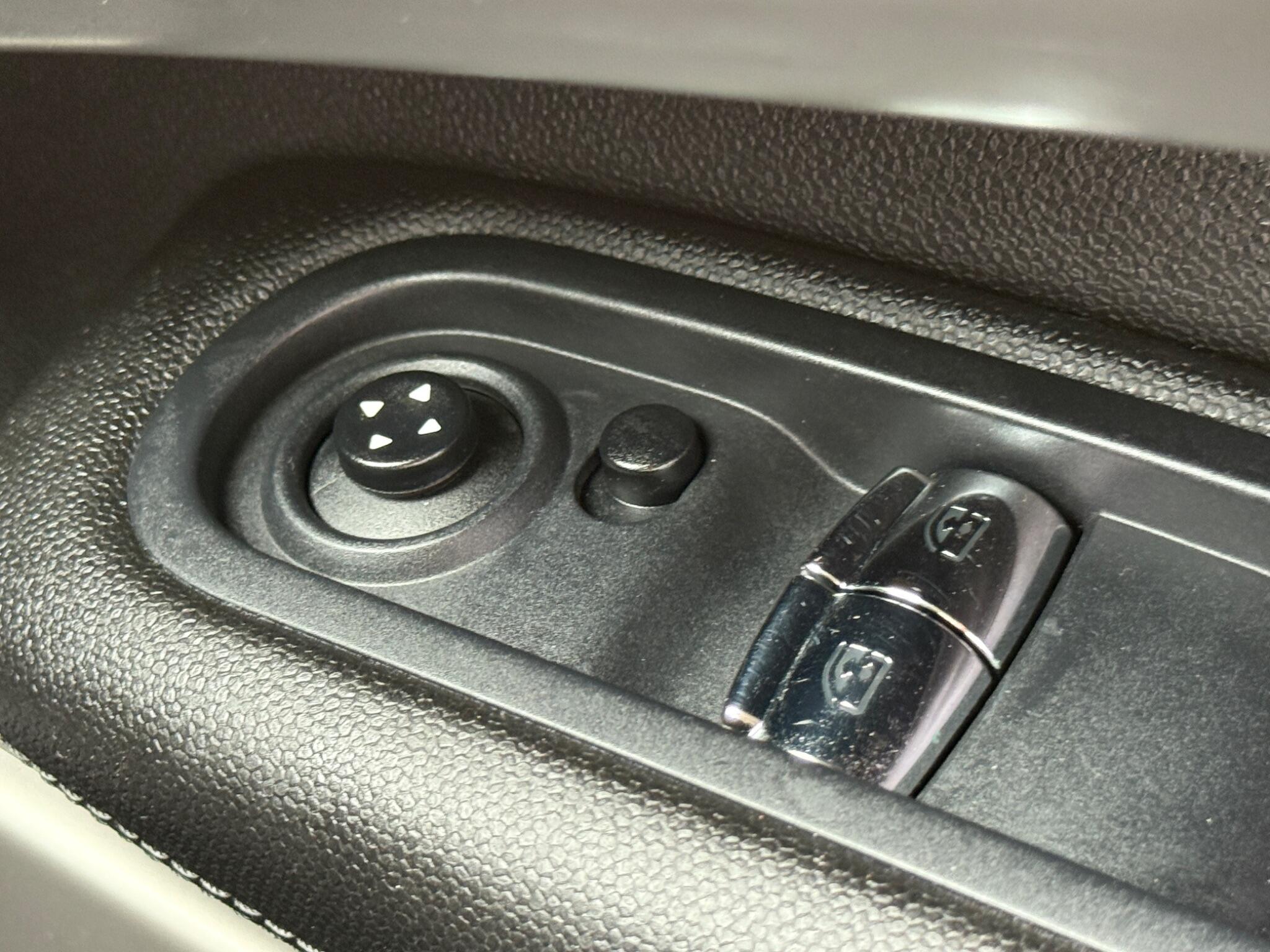 MINI Paceman - Image 58