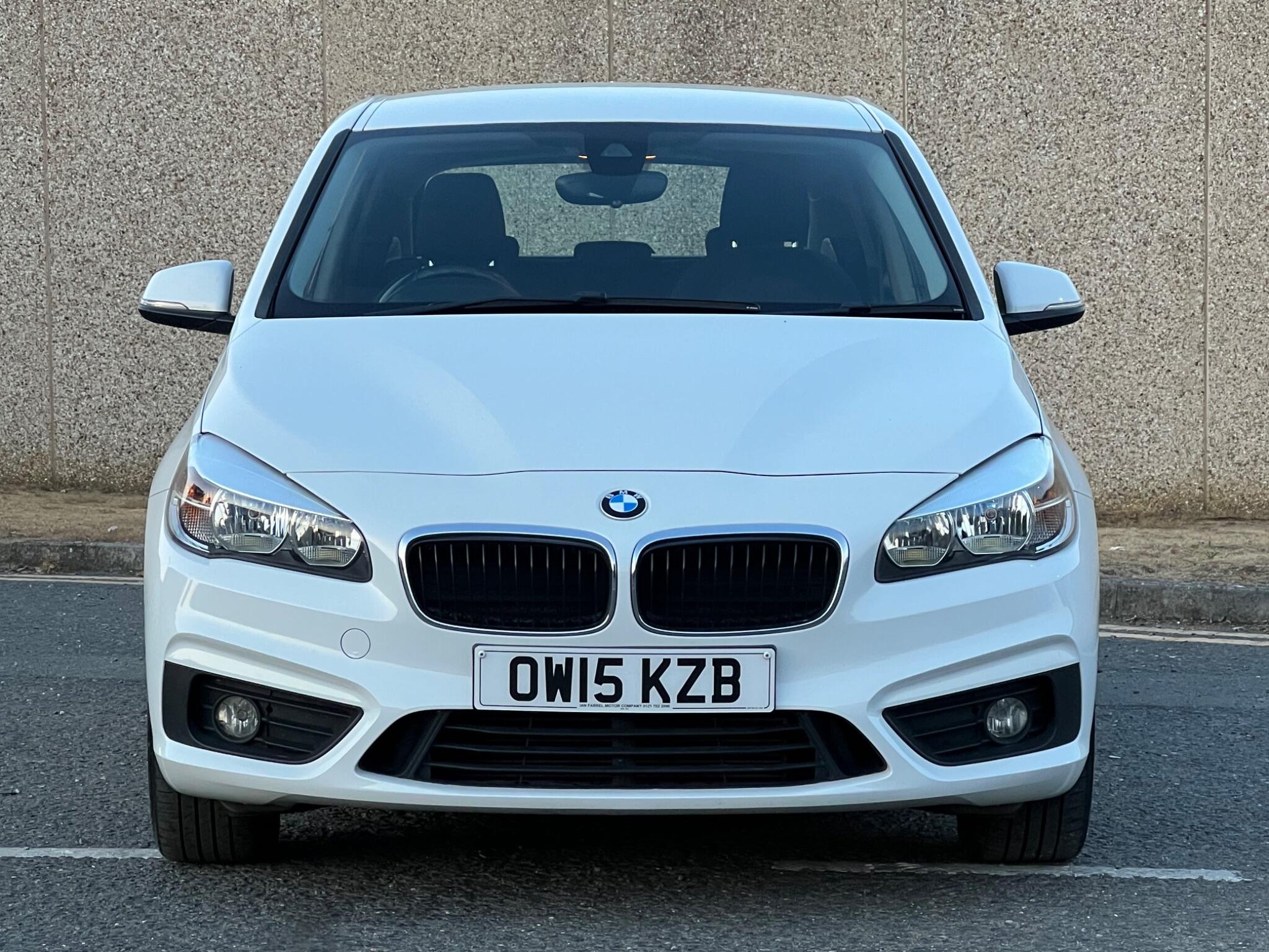 BMW 2 Series Active Tourer view 4