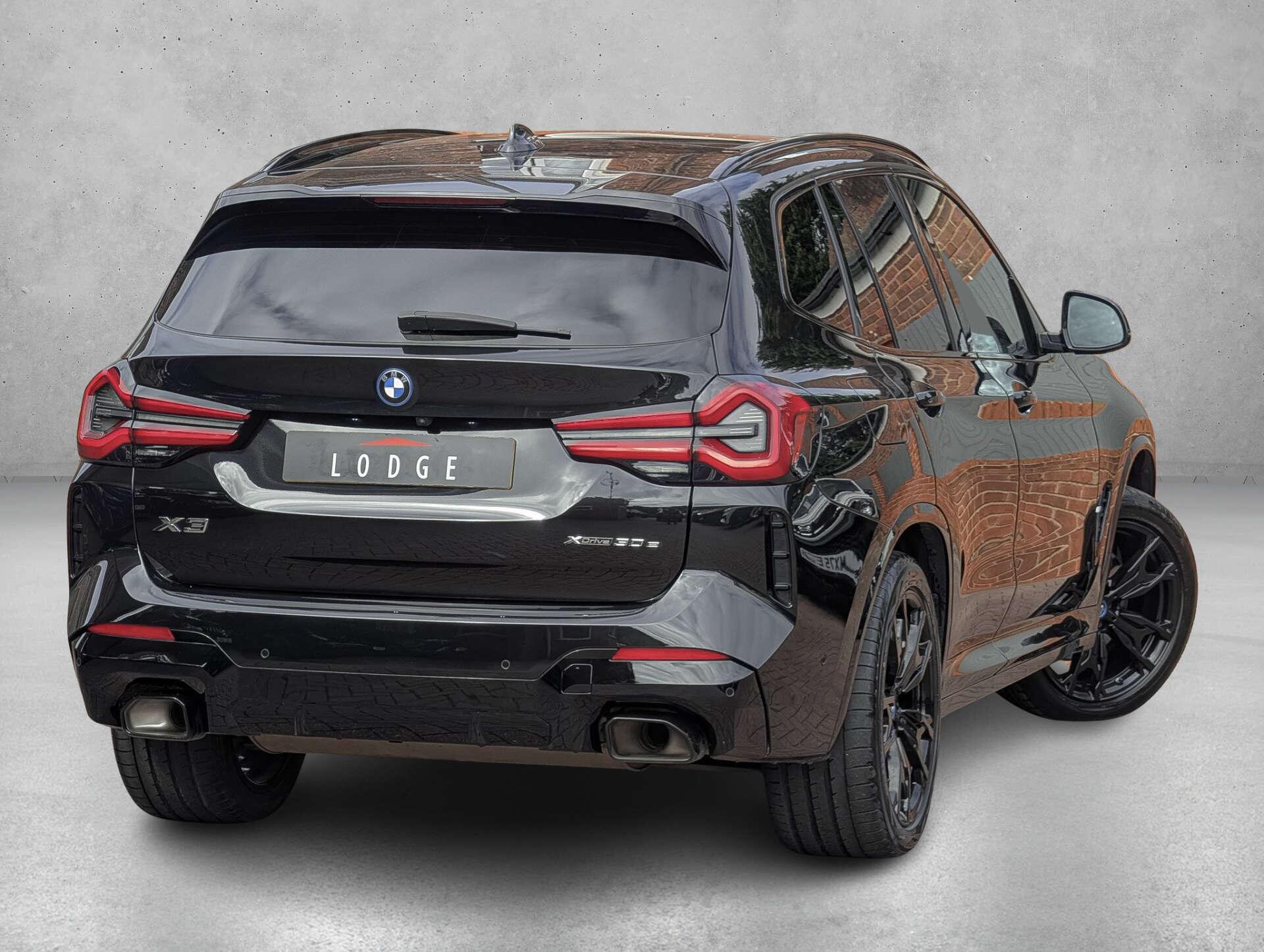 BMW X3 view 7