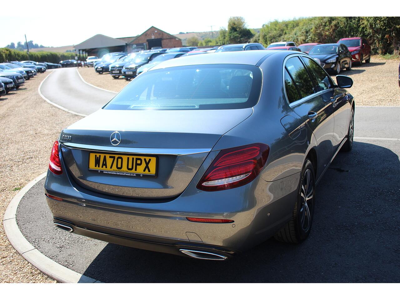 Mercedes-Benz E Class view 11