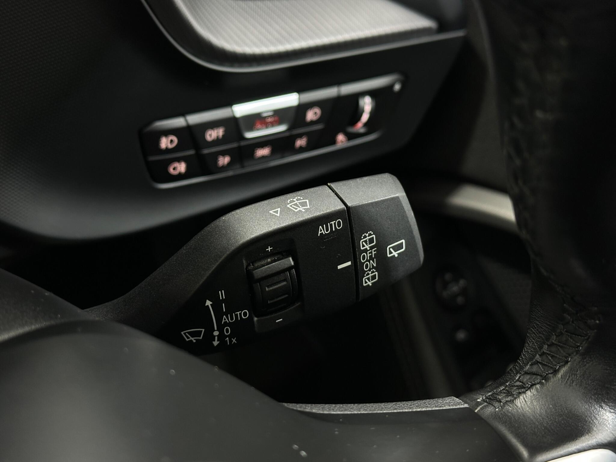 BMW 1 Series view 17
