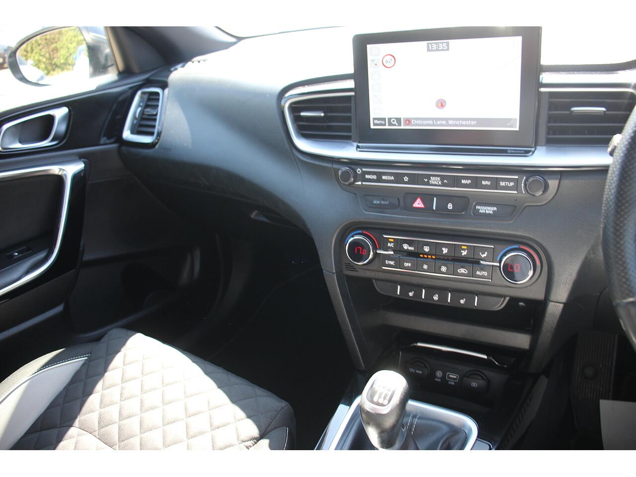 Kia Proceed view 26