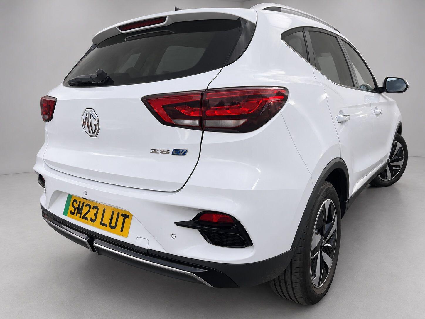 MG ZS view 10