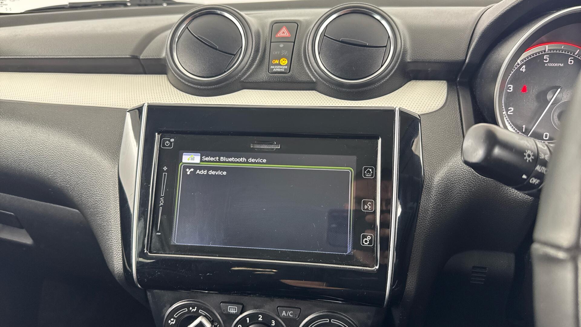 Suzuki Swift view 37