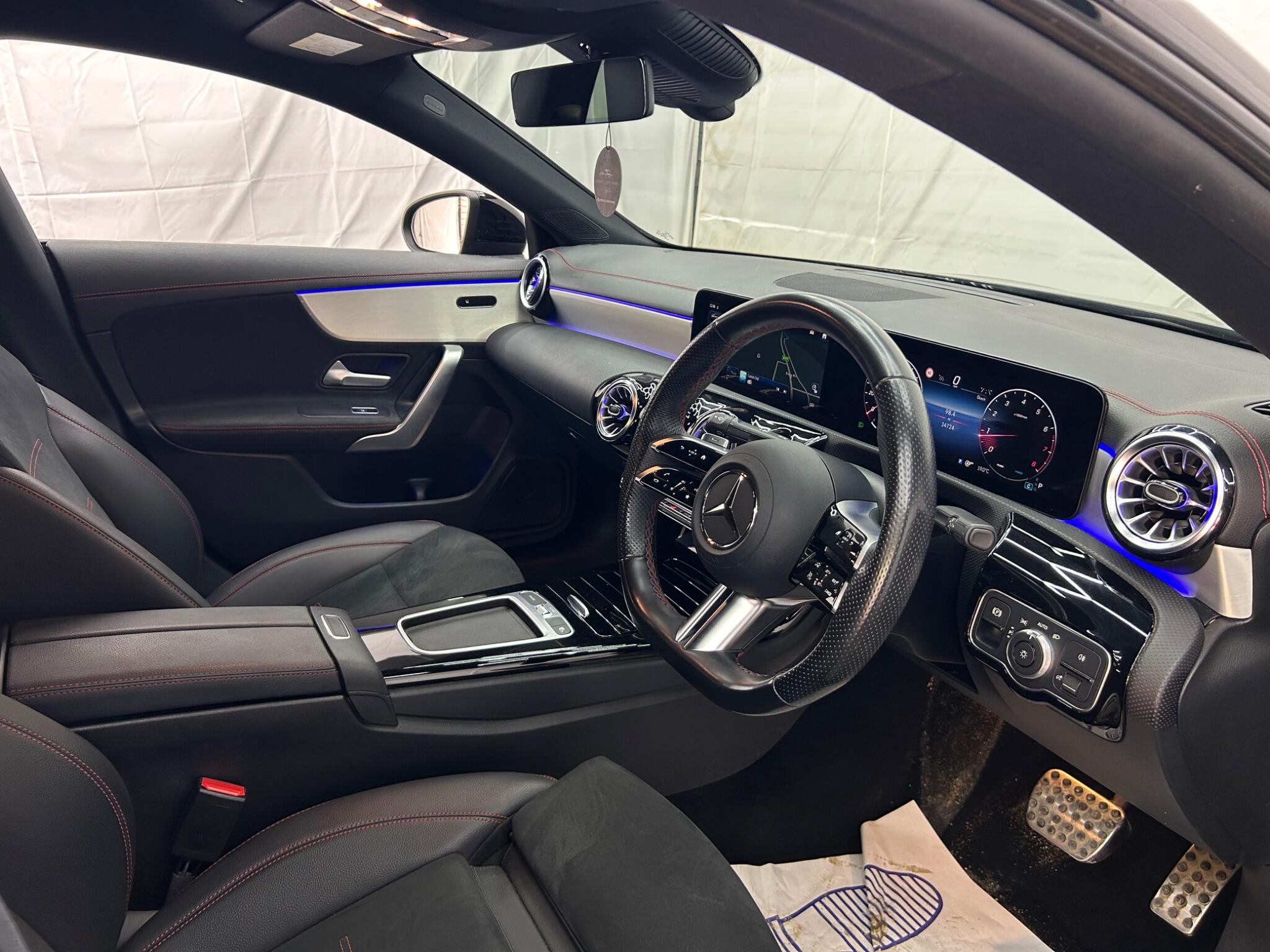 Mercedes-Benz Cla view 11