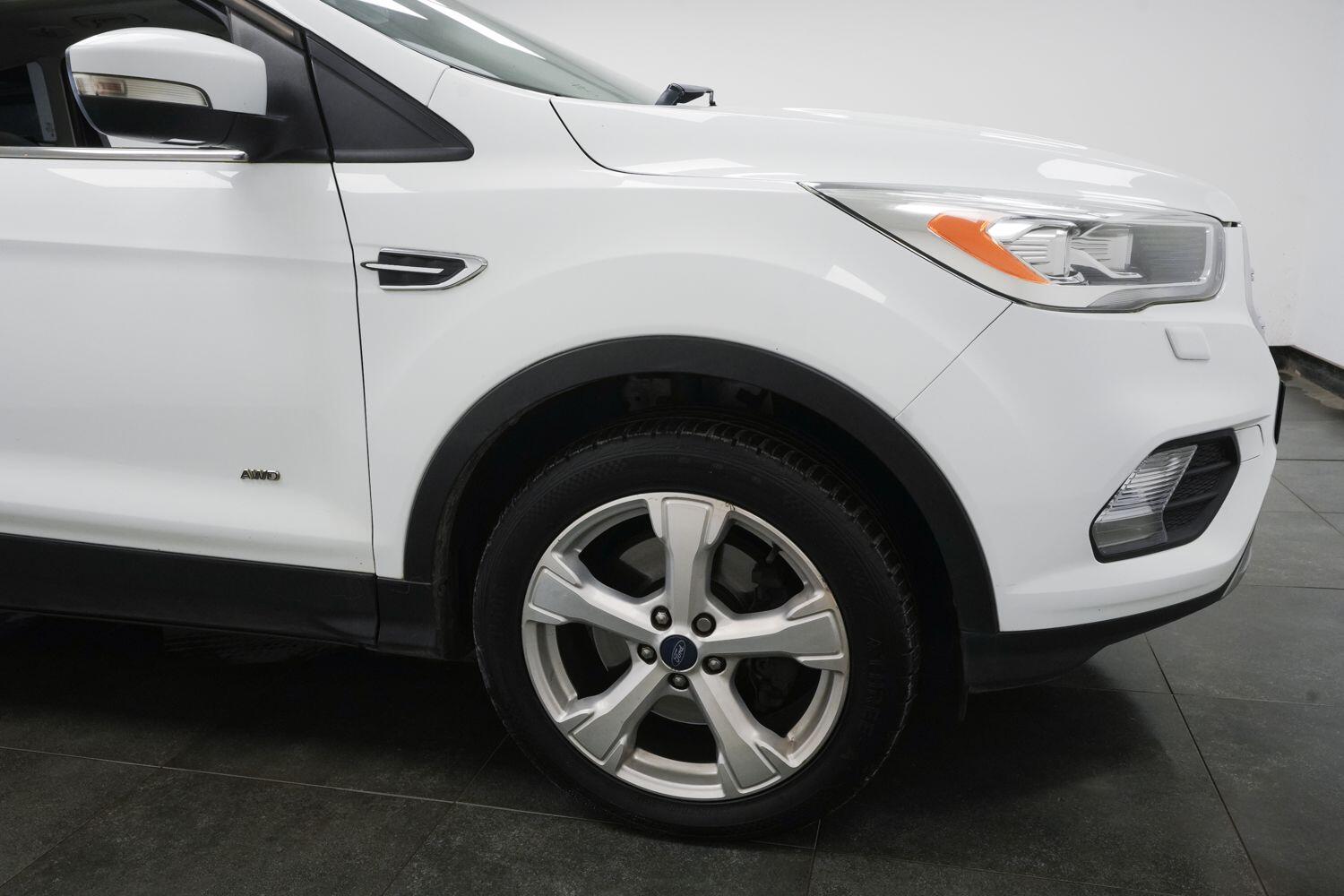Ford Kuga view 4