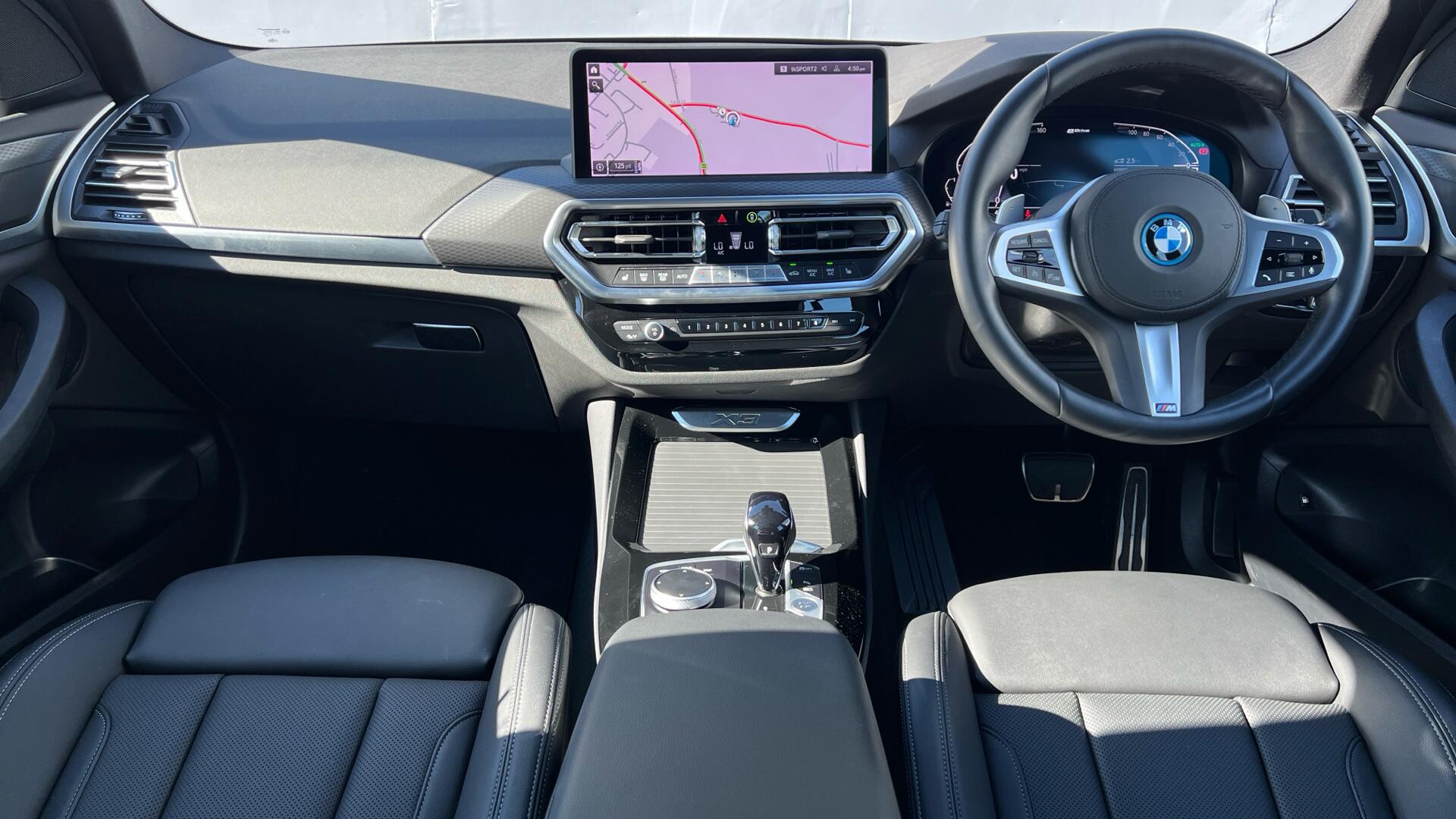 BMW X3 view 4