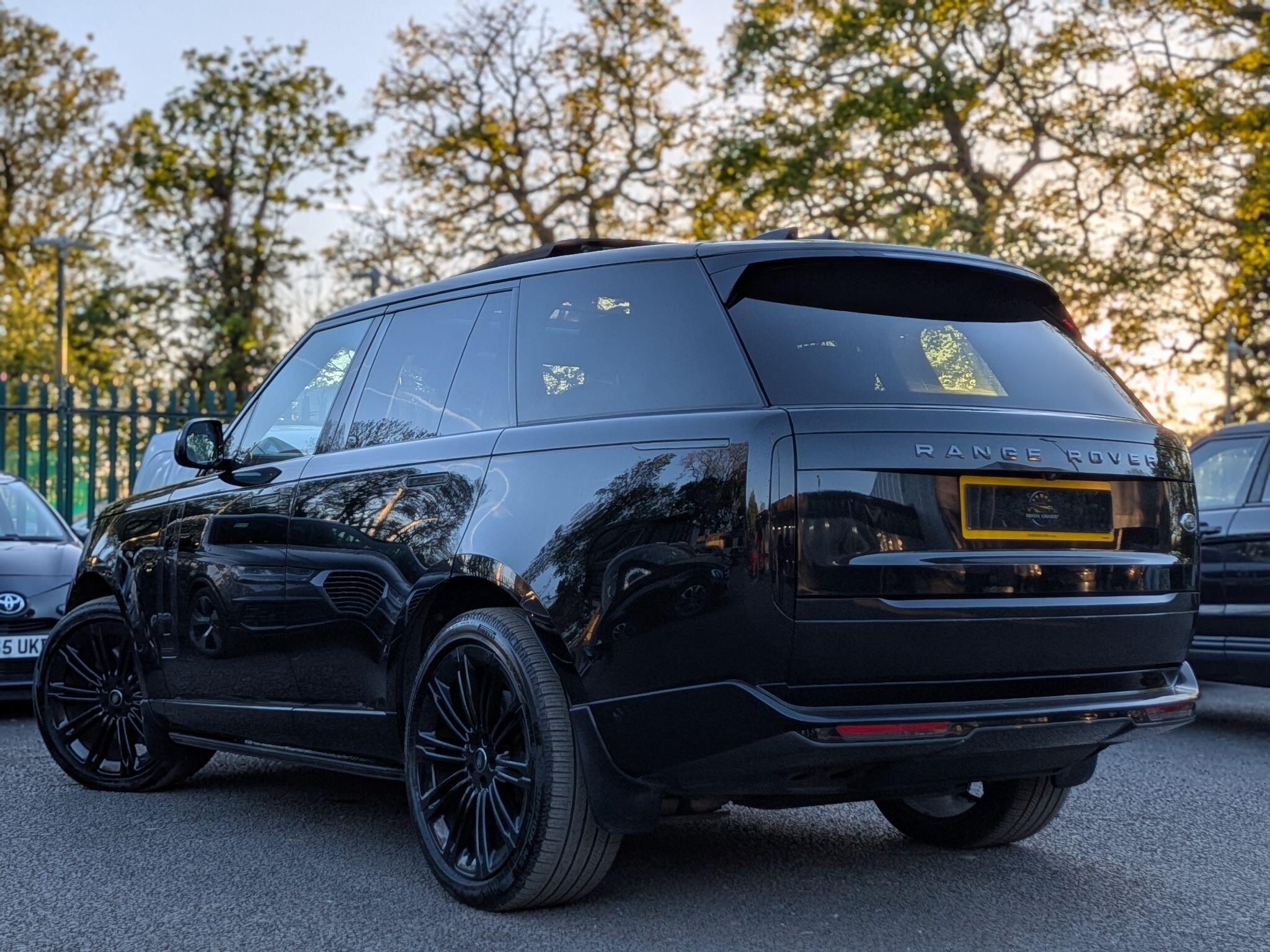 Land Rover Range Rover view 9