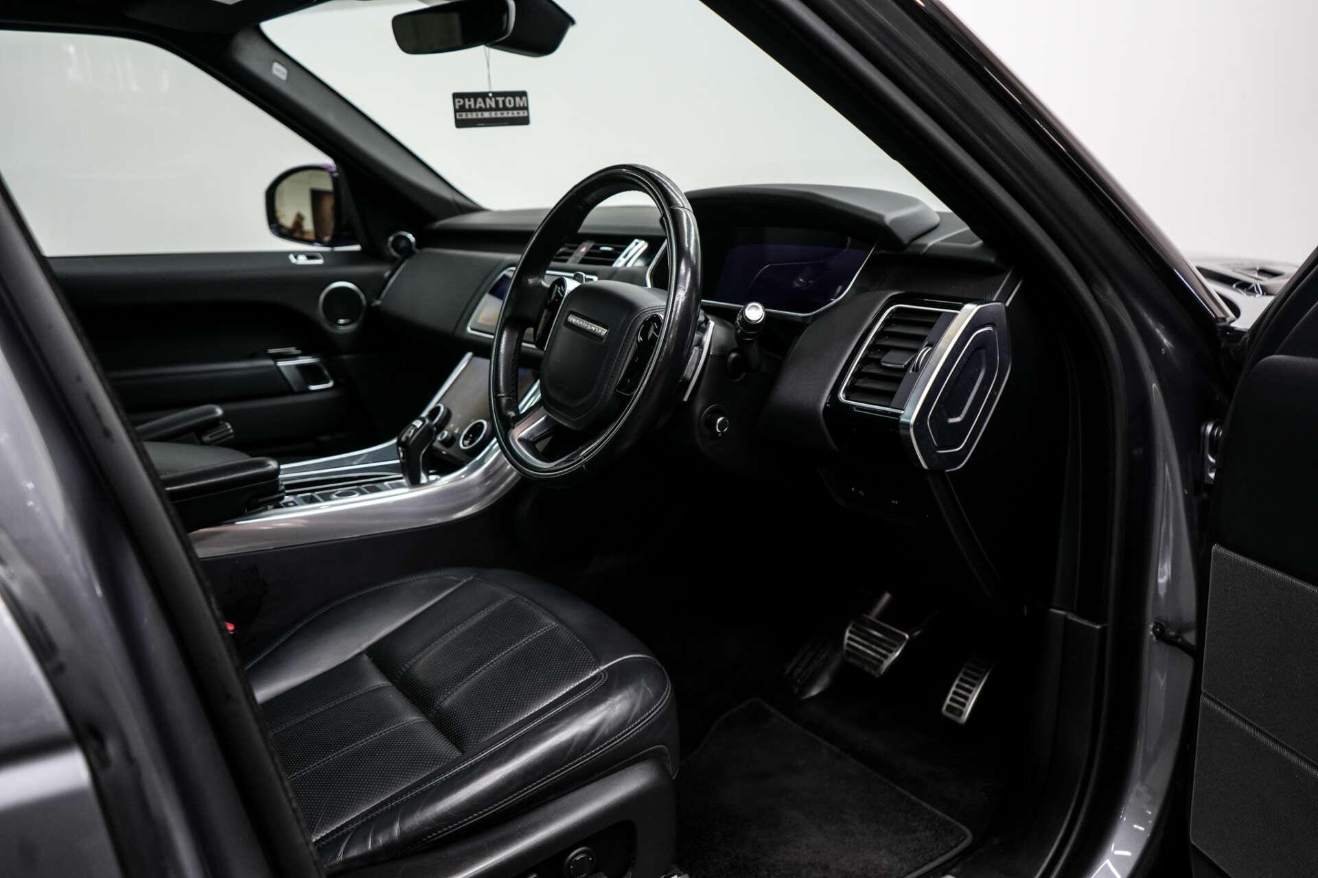 Land Rover Range Rover Sport view 13