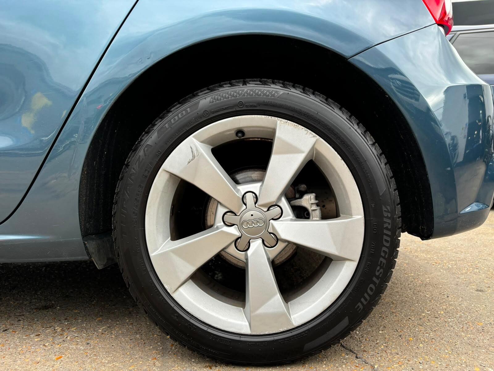 Audi A1 view 23