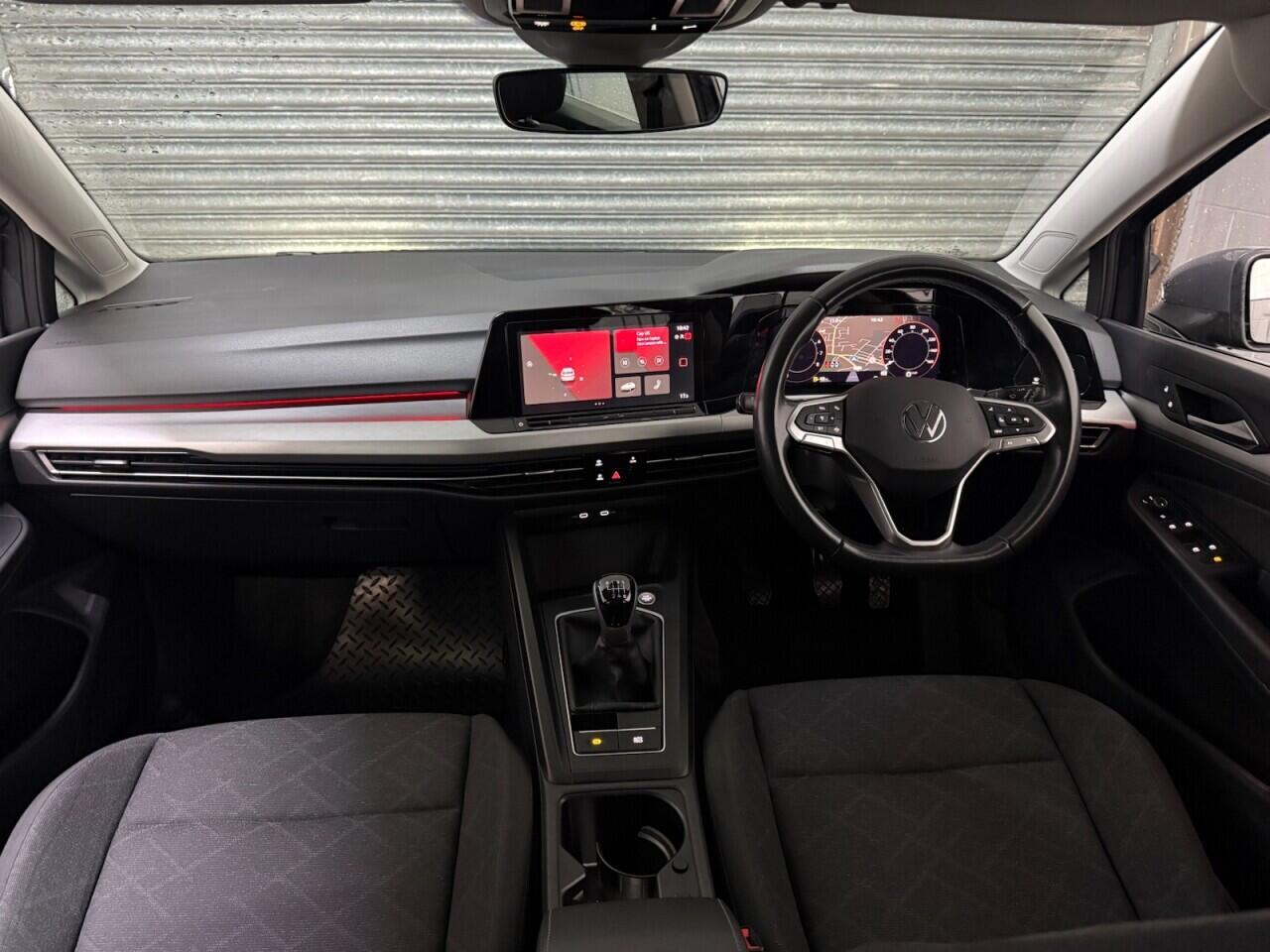 Volkswagen Golf view 10