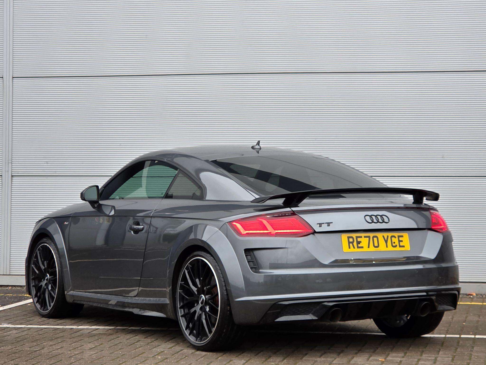 Audi TT view 5