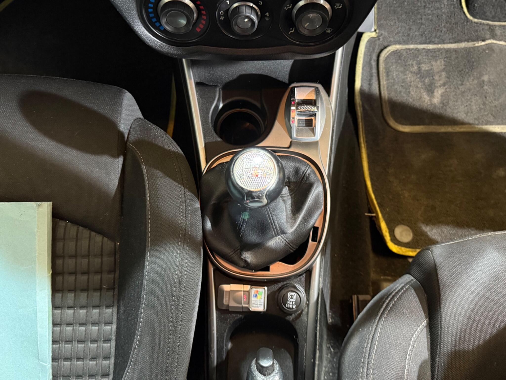 2009 Alfa Romeo MiTo image 18