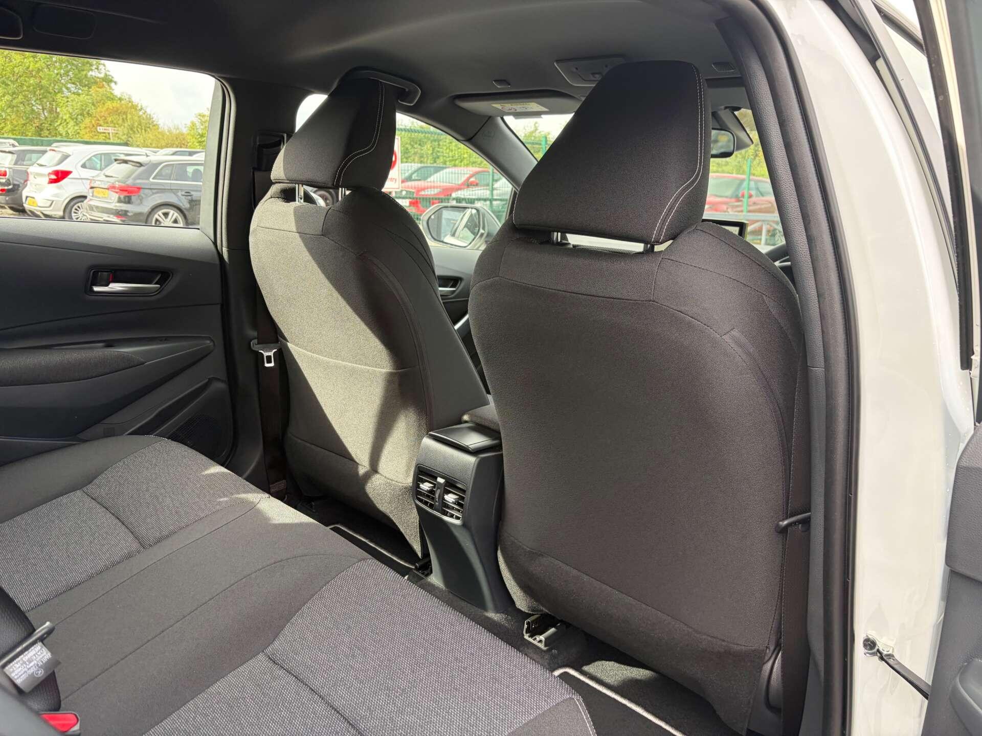 Toyota Corolla view 27