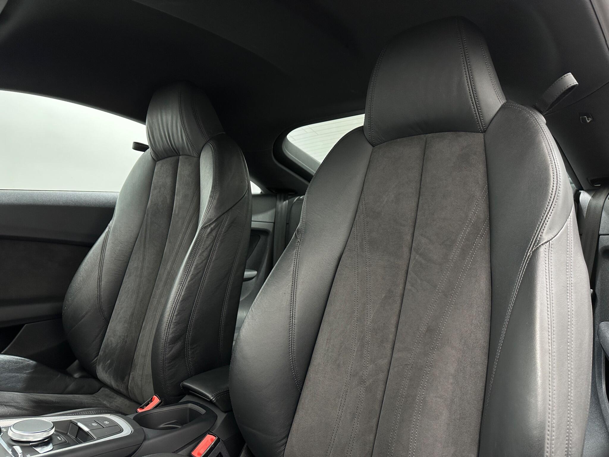 Audi TT view 35