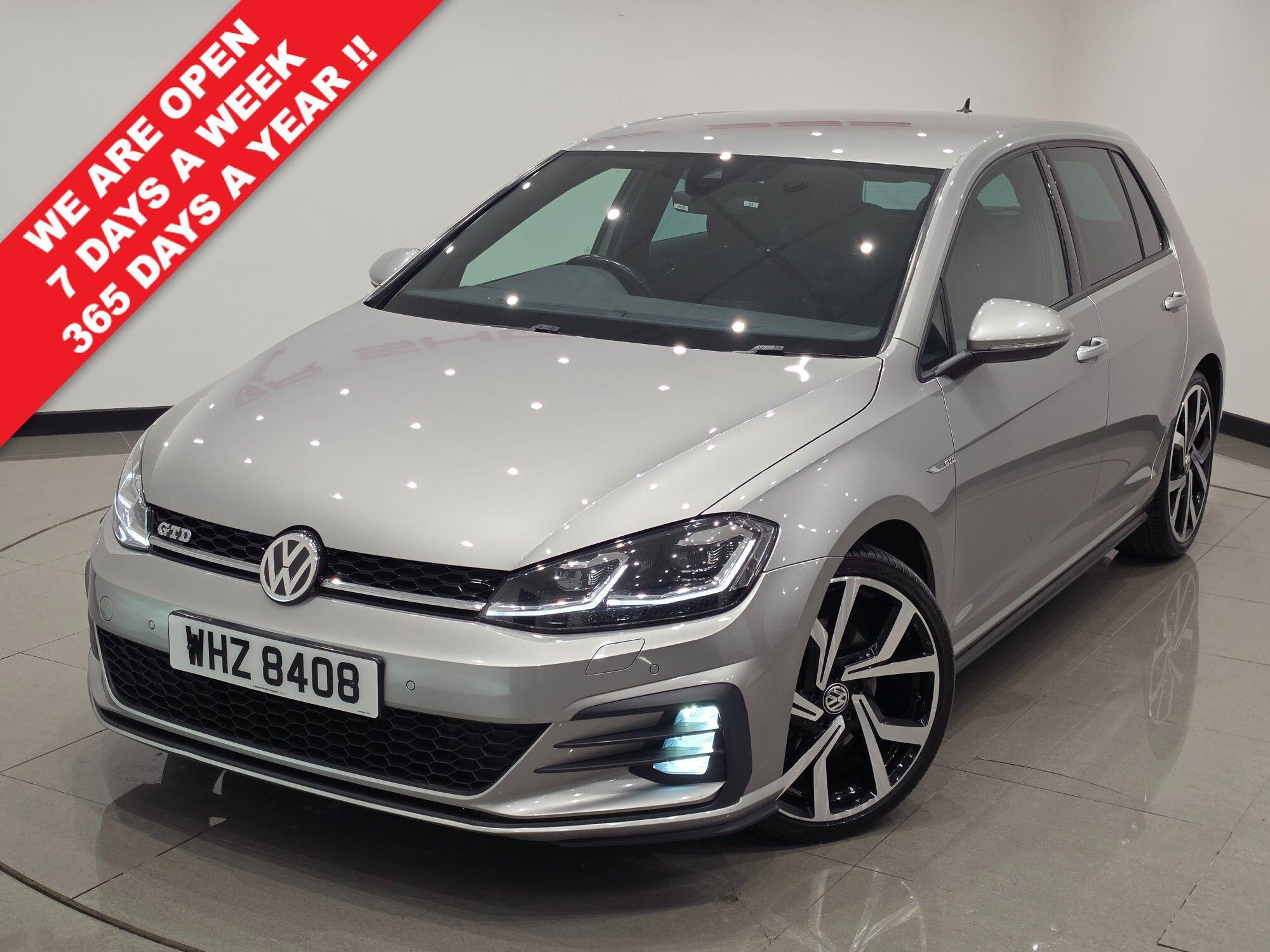 Volkswagen Golf view 2
