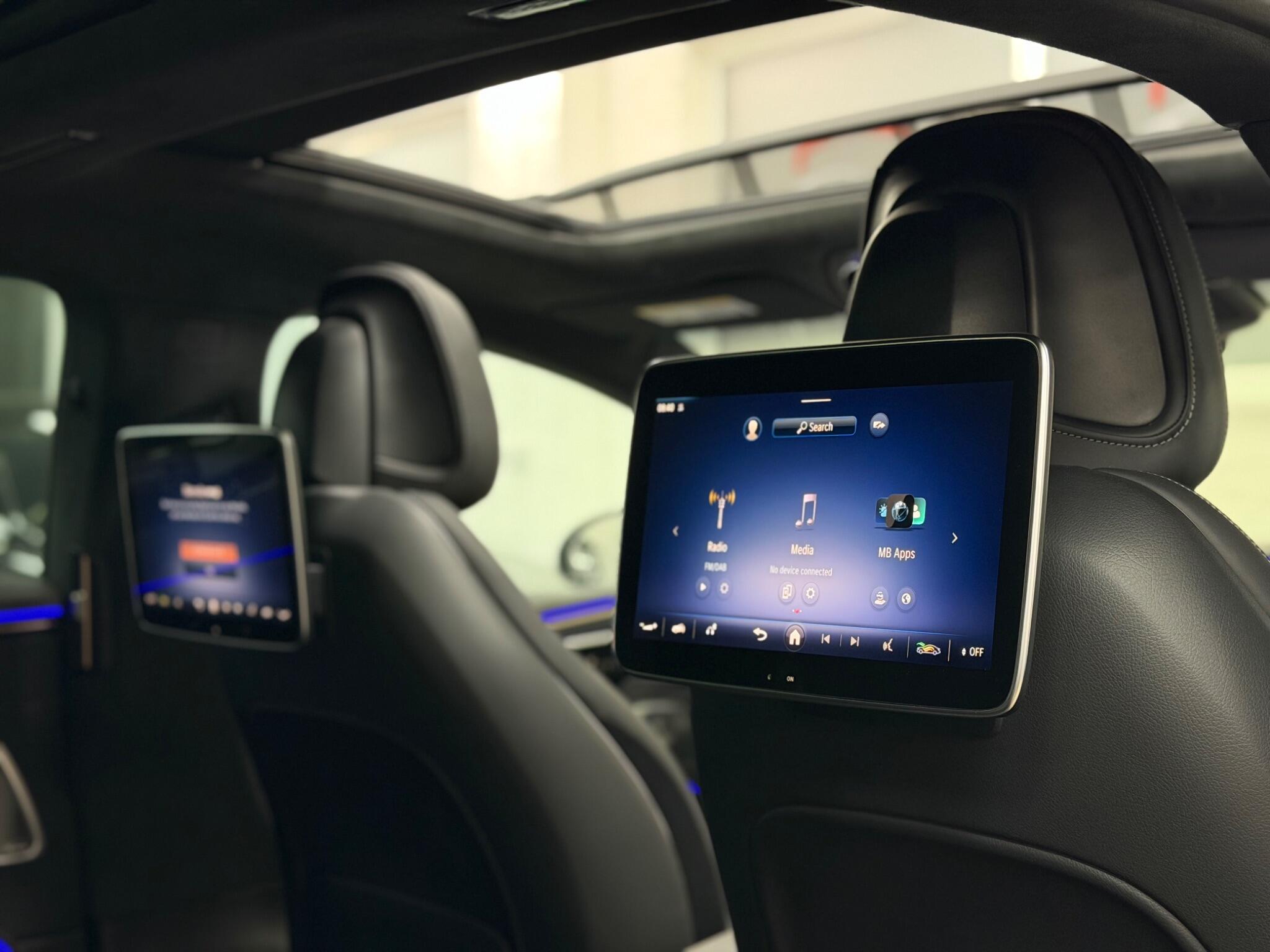 Mercedes-Benz Eqs view 26