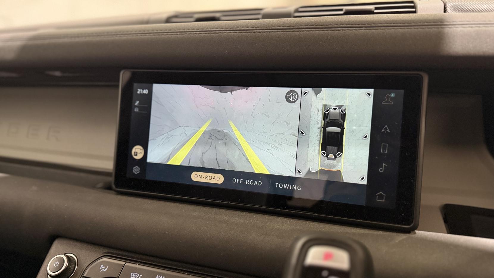 Land Rover Defender view 21