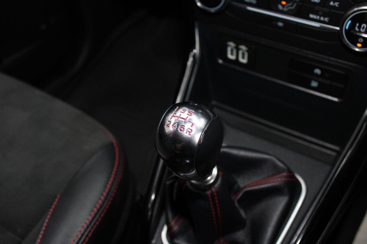 Ford Ecosport view 24