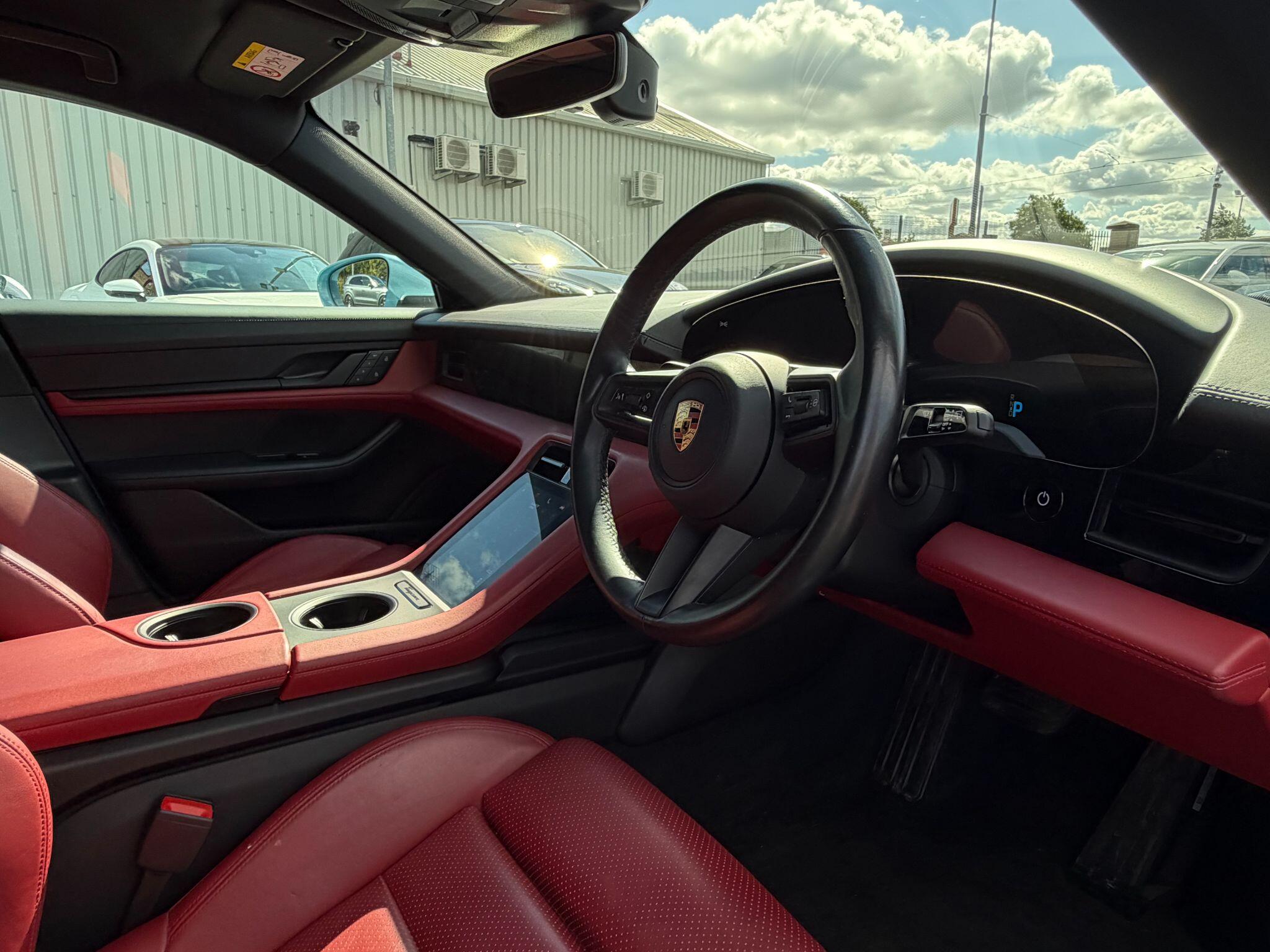 Porsche Taycan view 40