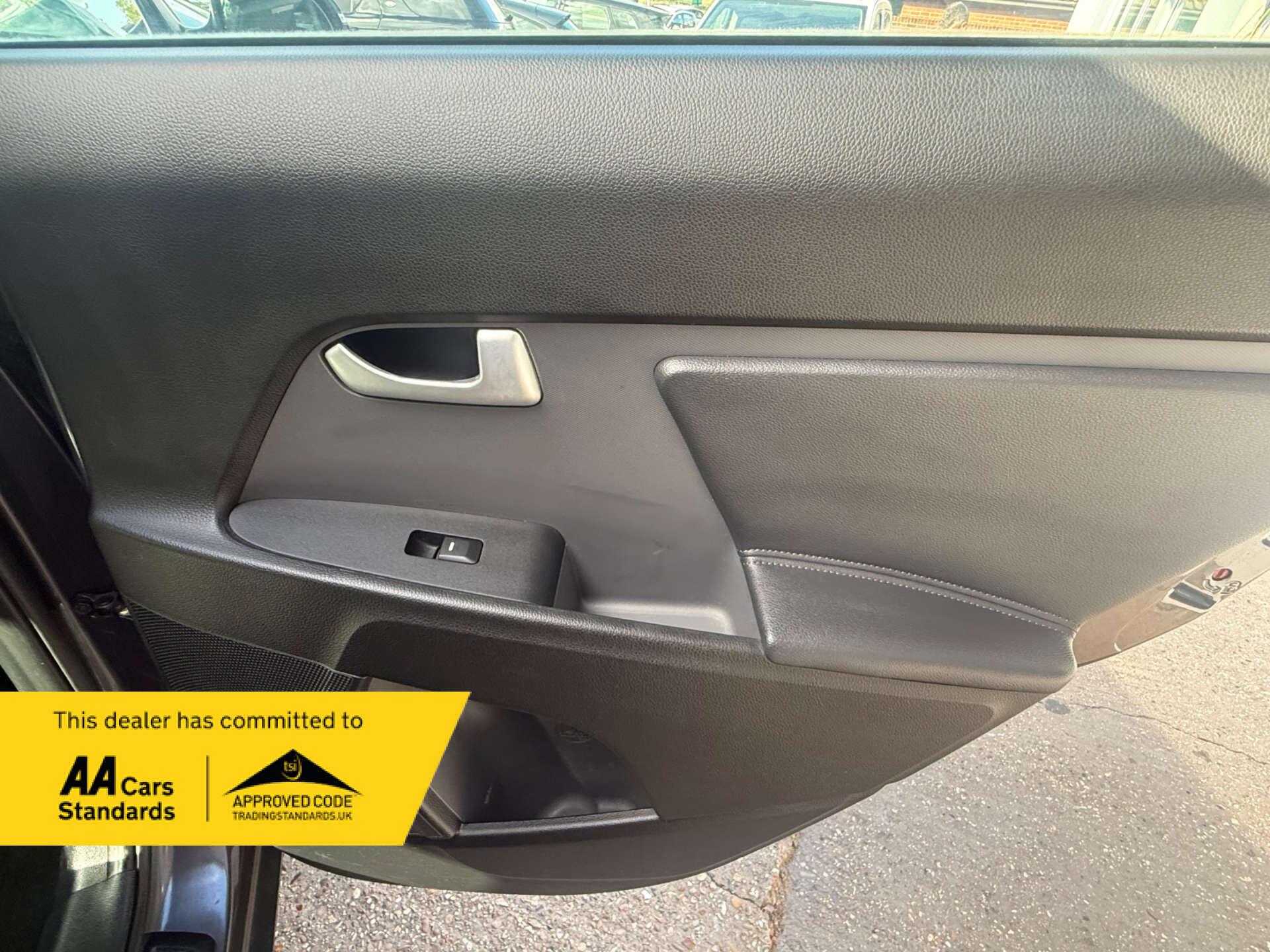 Kia Sportage view 35