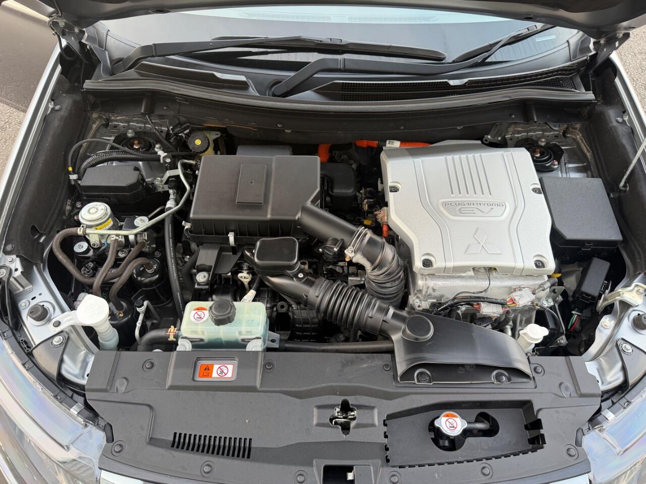 Mitsubishi Outlander view 30