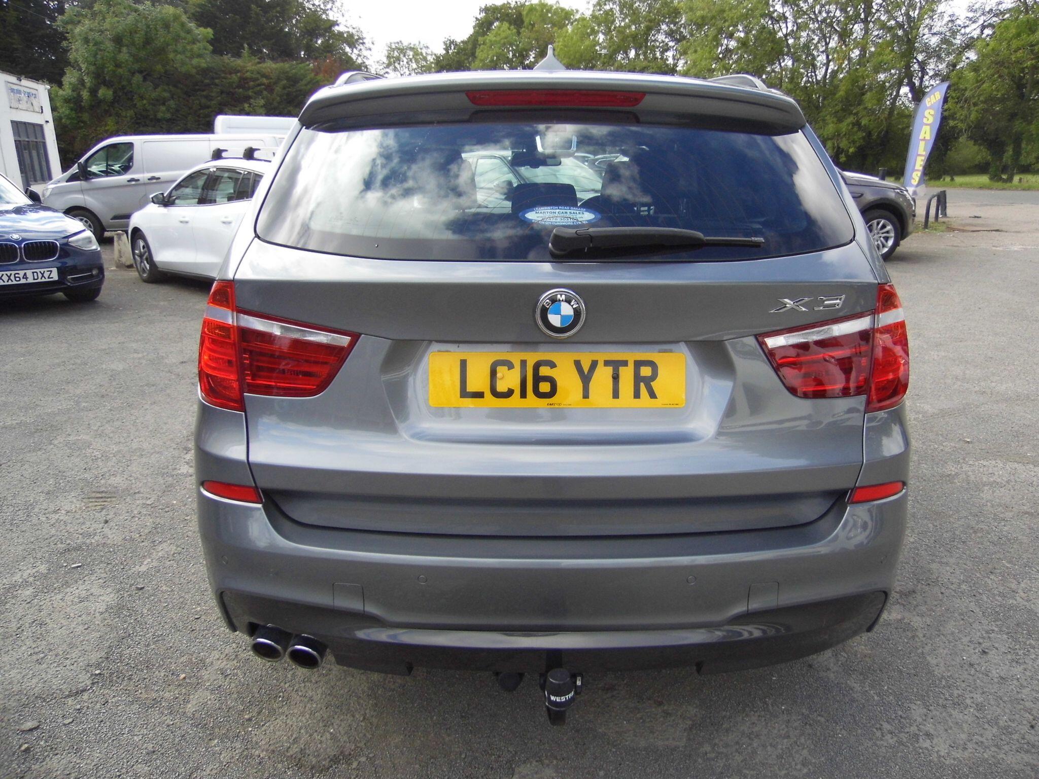 BMW X3 view 6