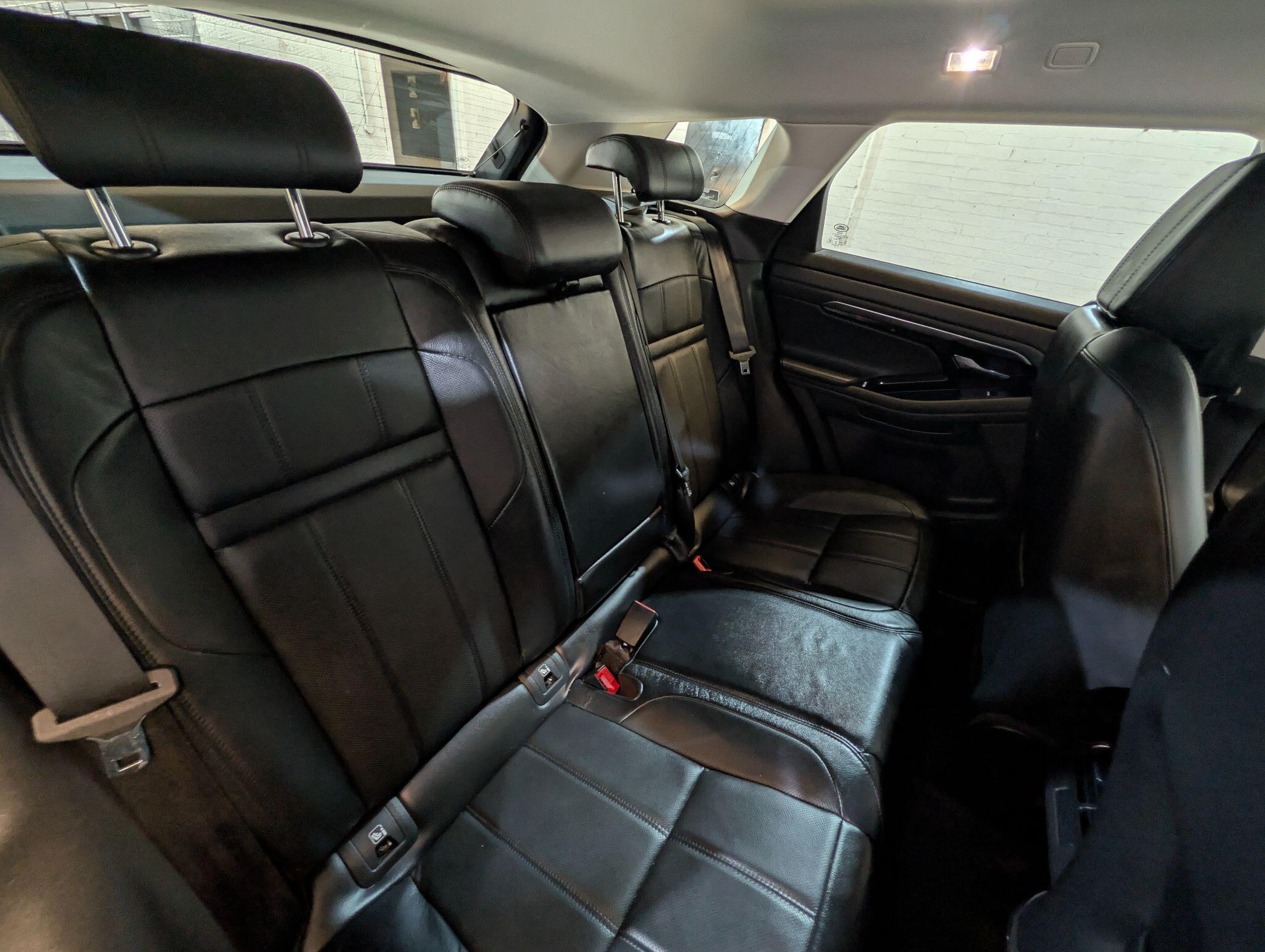 Land Rover Range Rover Evoque view 38