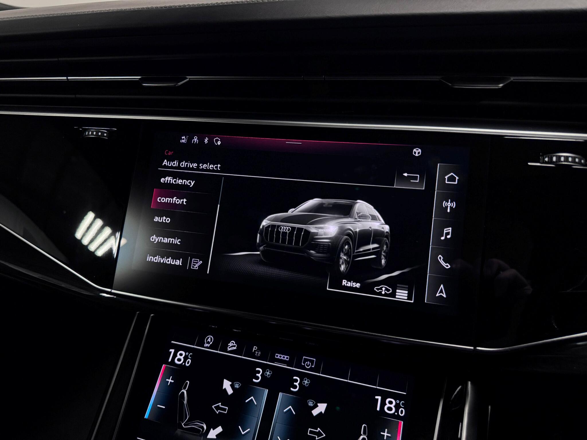 Audi SQ8 view 49