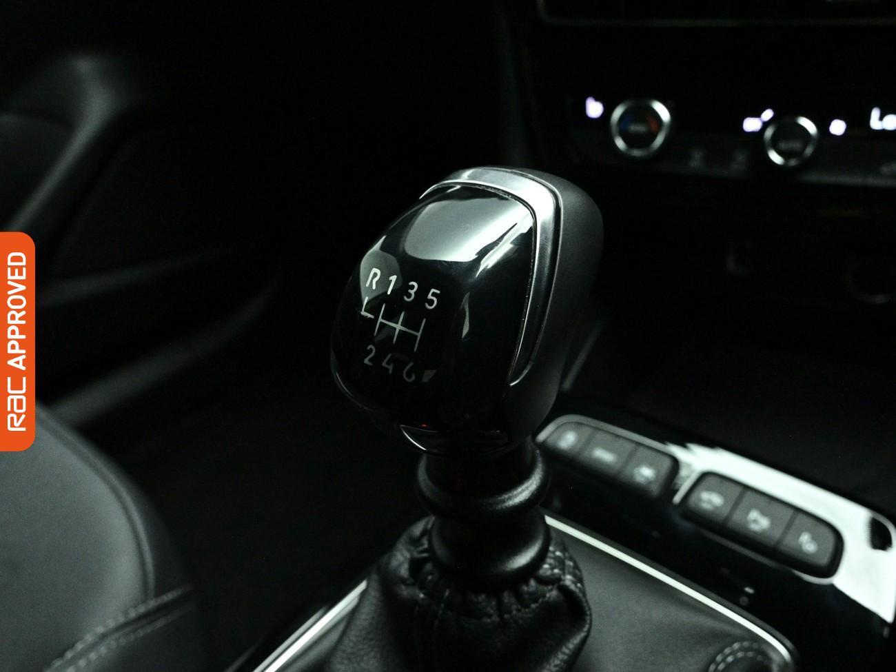 Vauxhall Mokka view 21