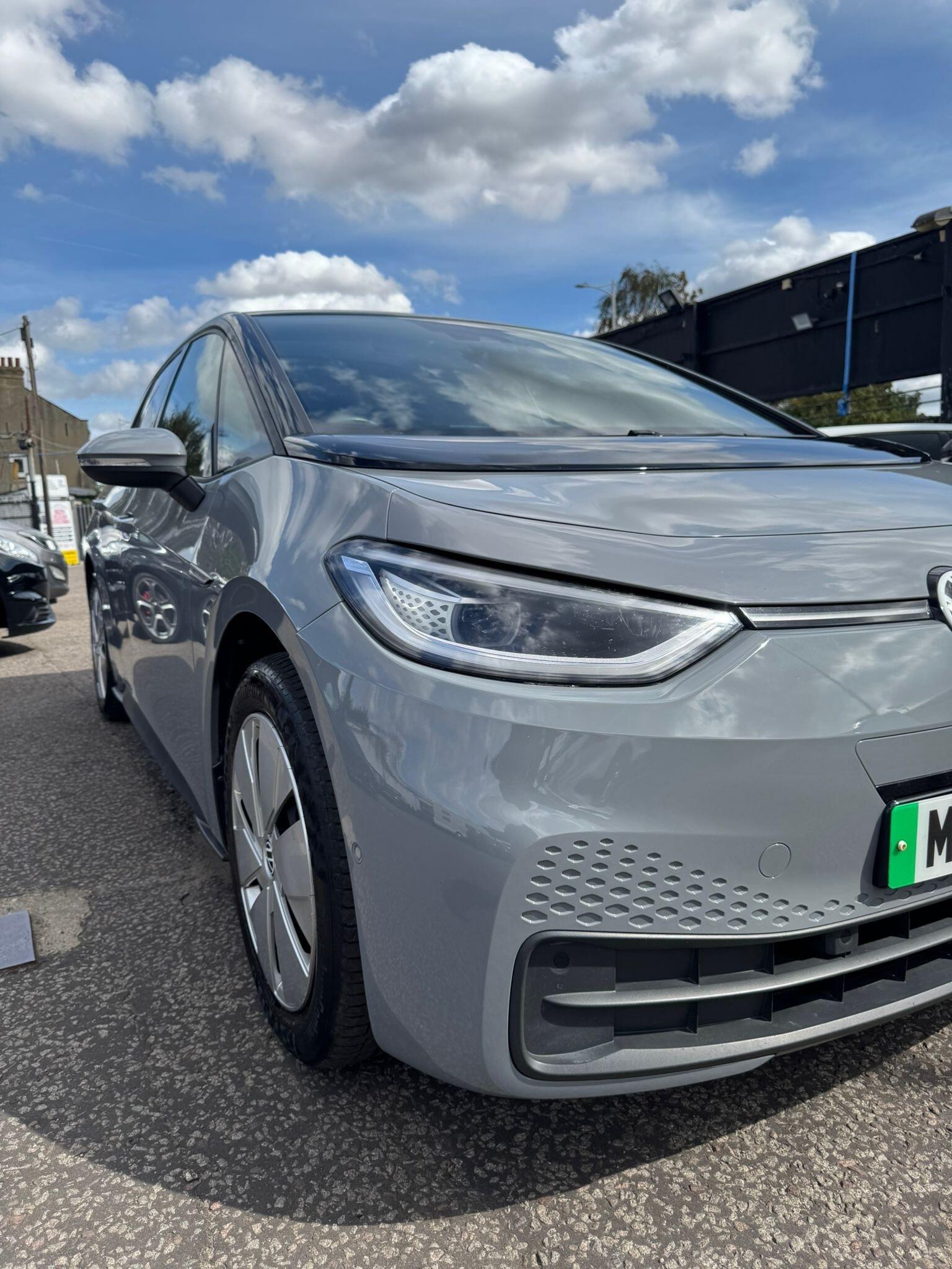 Volkswagen Id.3 view 15