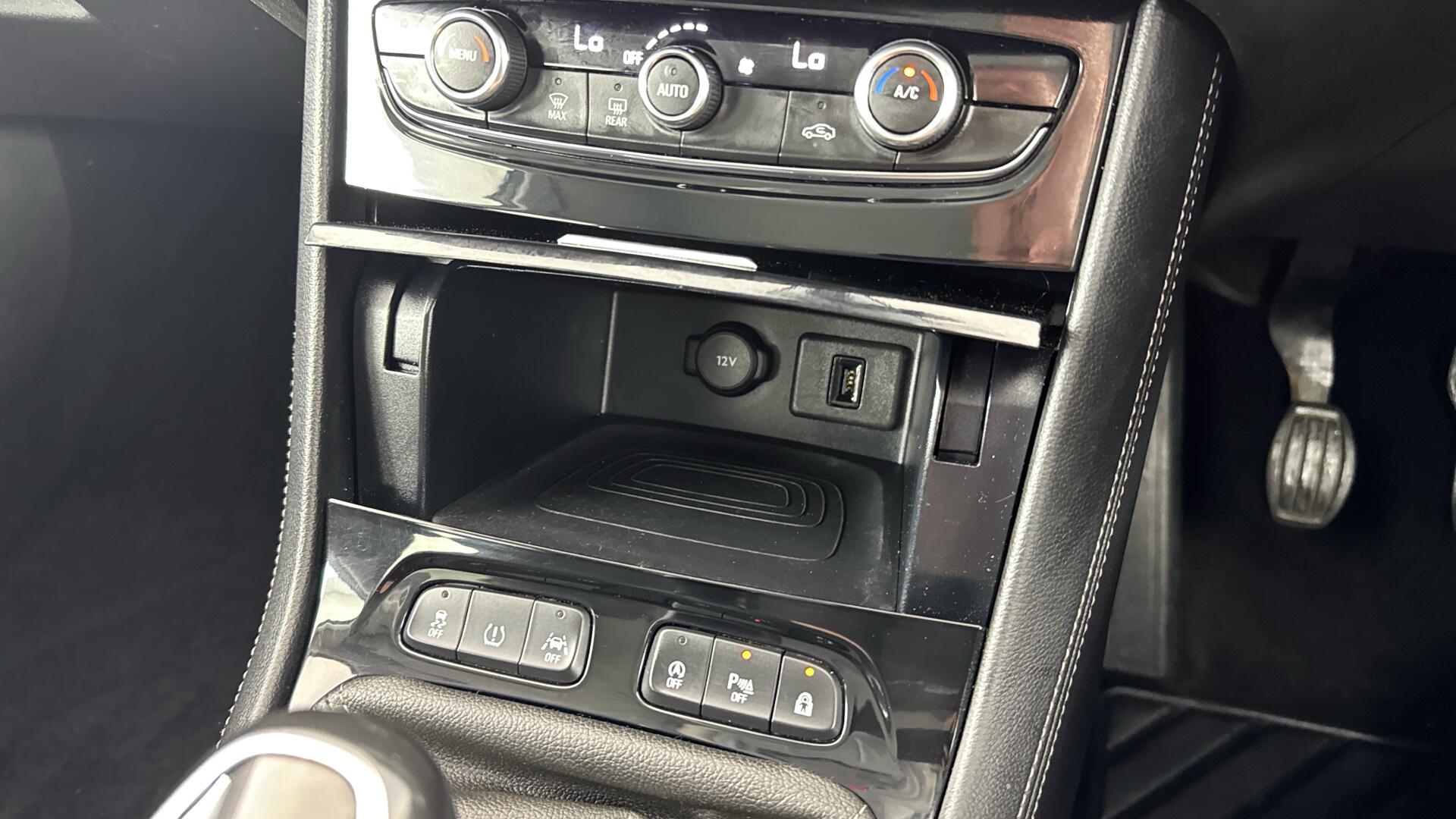 Vauxhall Grandland X view 30