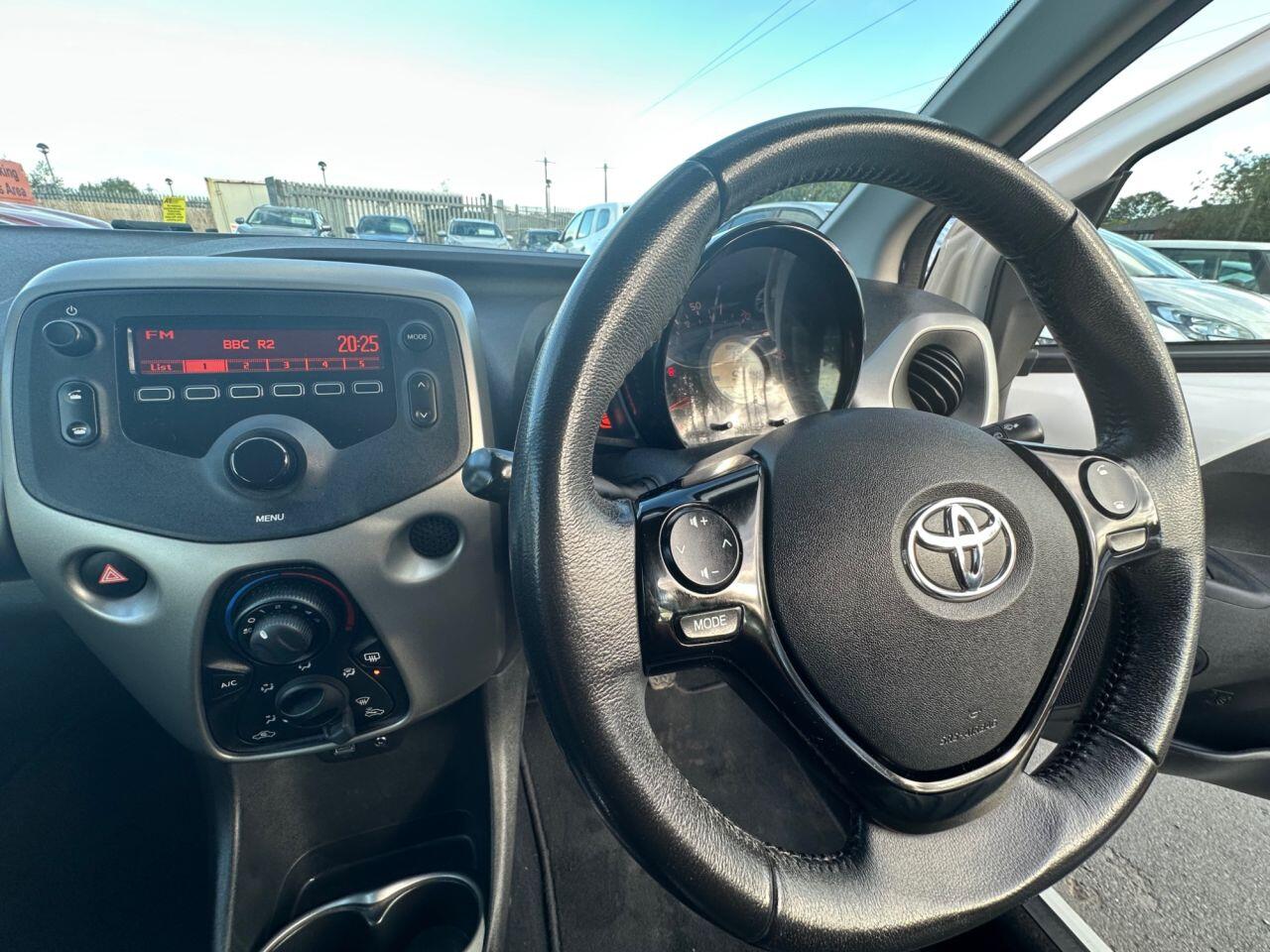 Toyota Aygo view 57