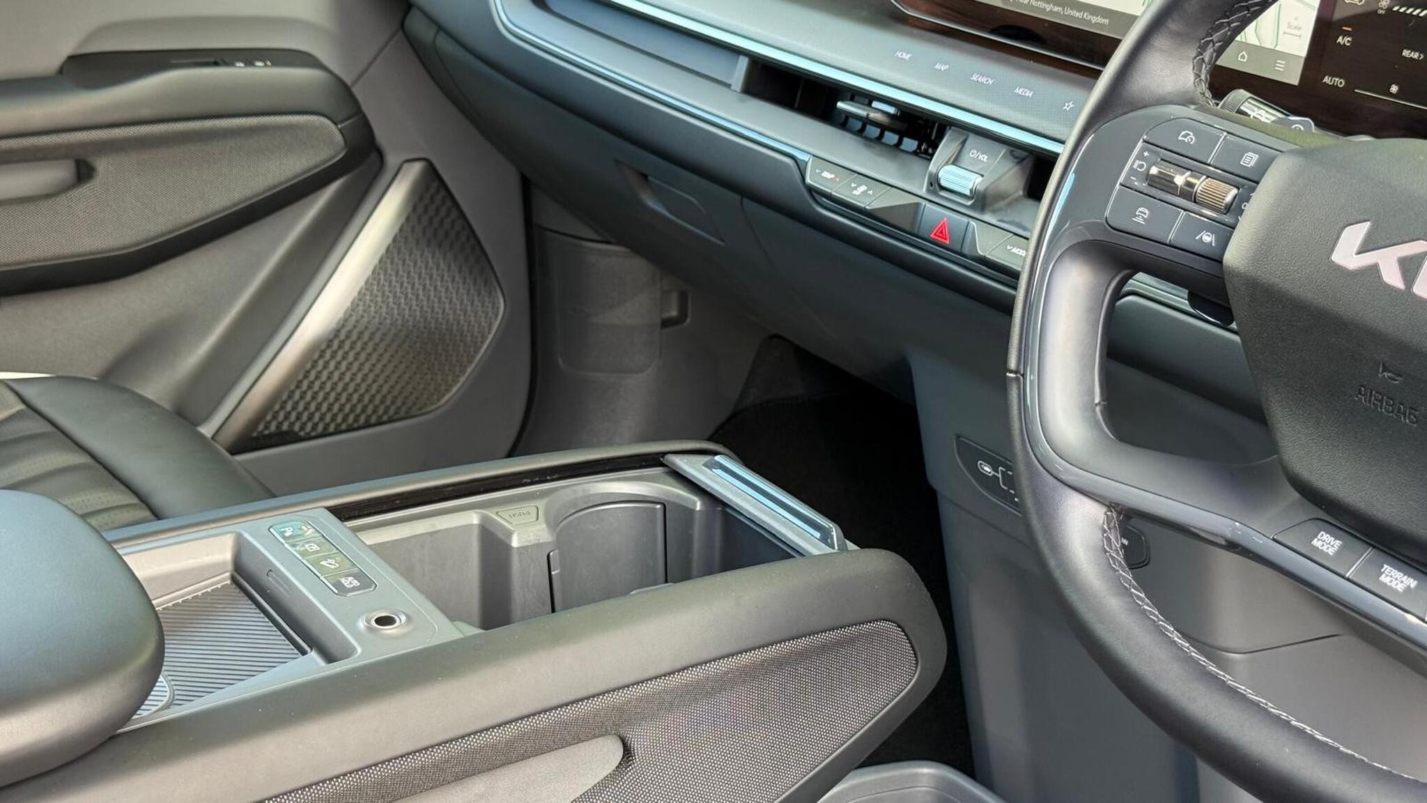 Kia EV9 view 21