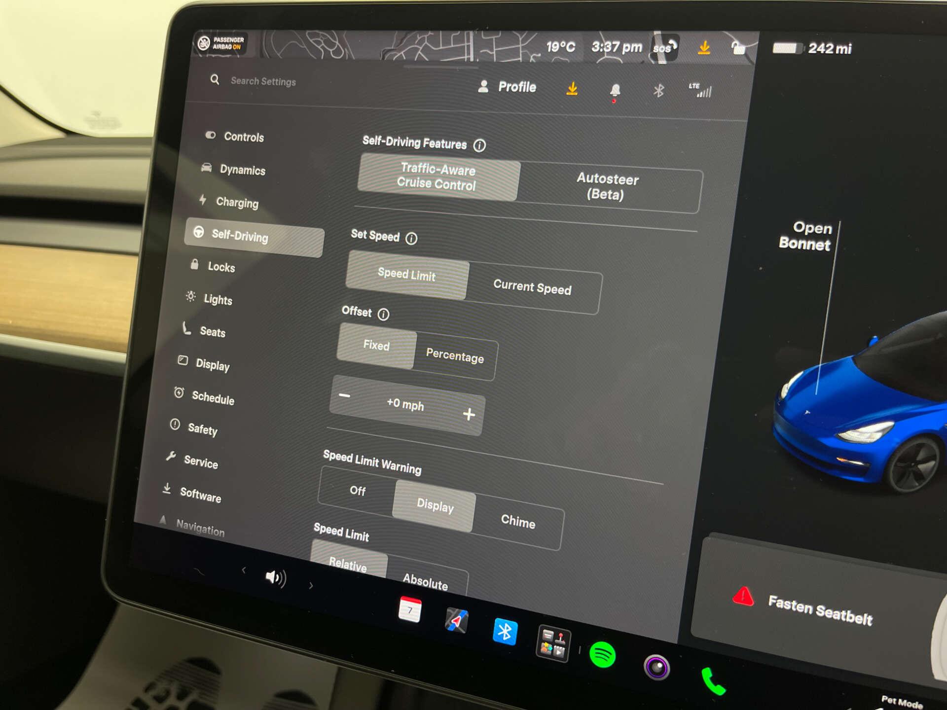 Tesla Model 3 view 21