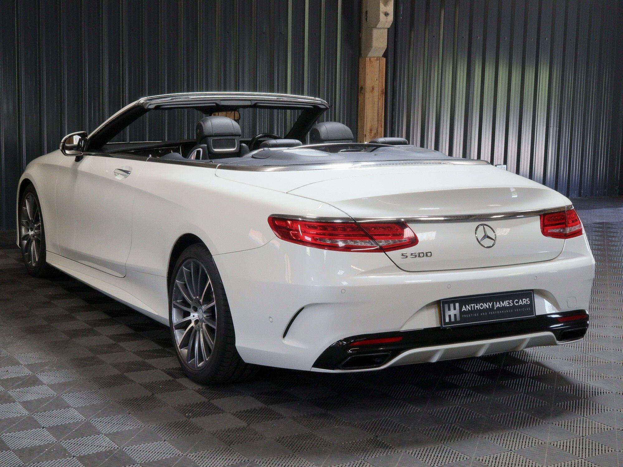 Mercedes-Benz S-Class view 22