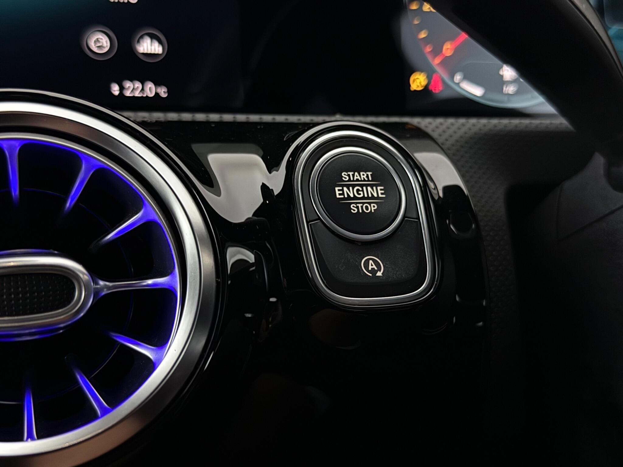 Mercedes-Benz A-Class view 17