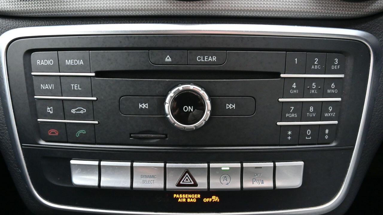 Mercedes-Benz Cla view 26