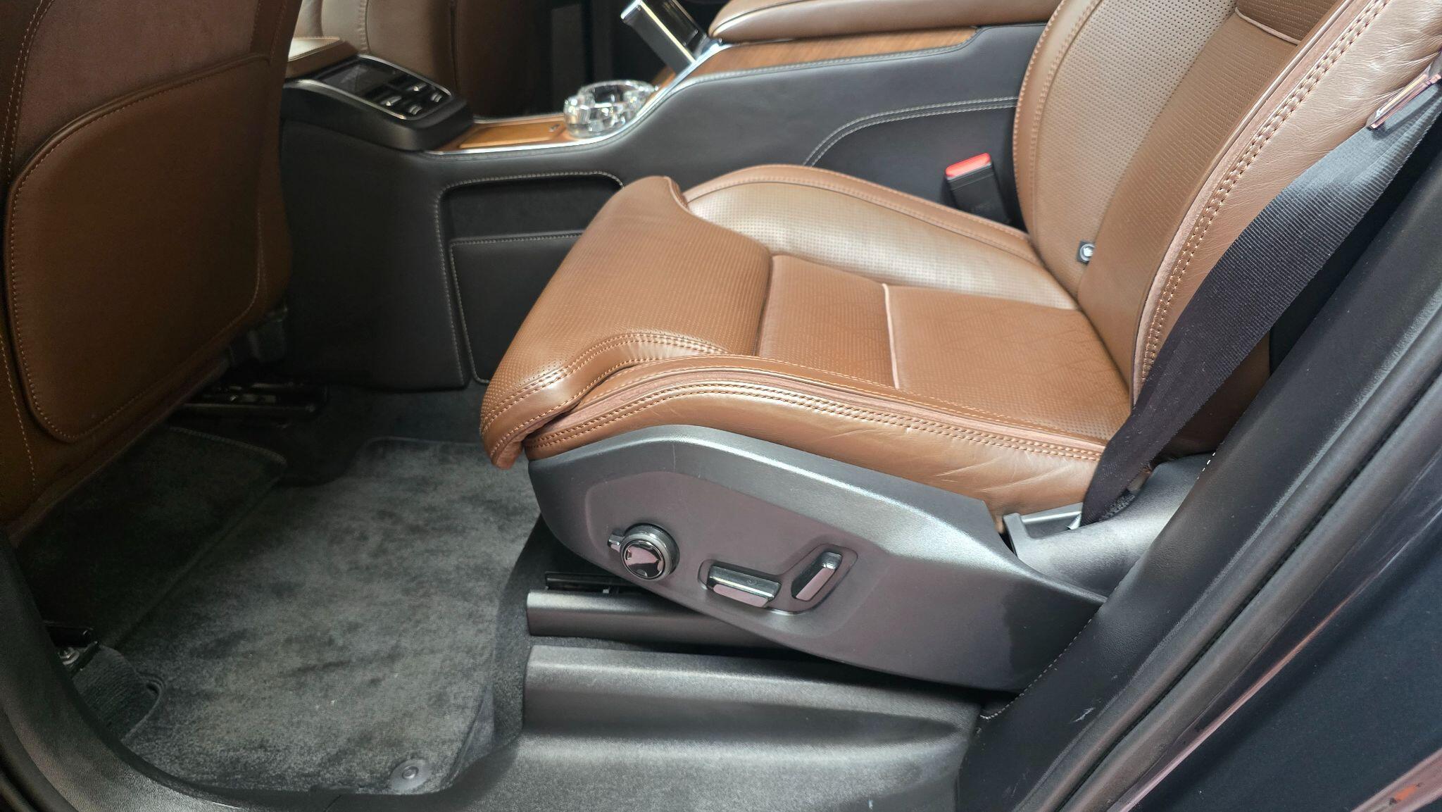 Volvo XC90 view 45