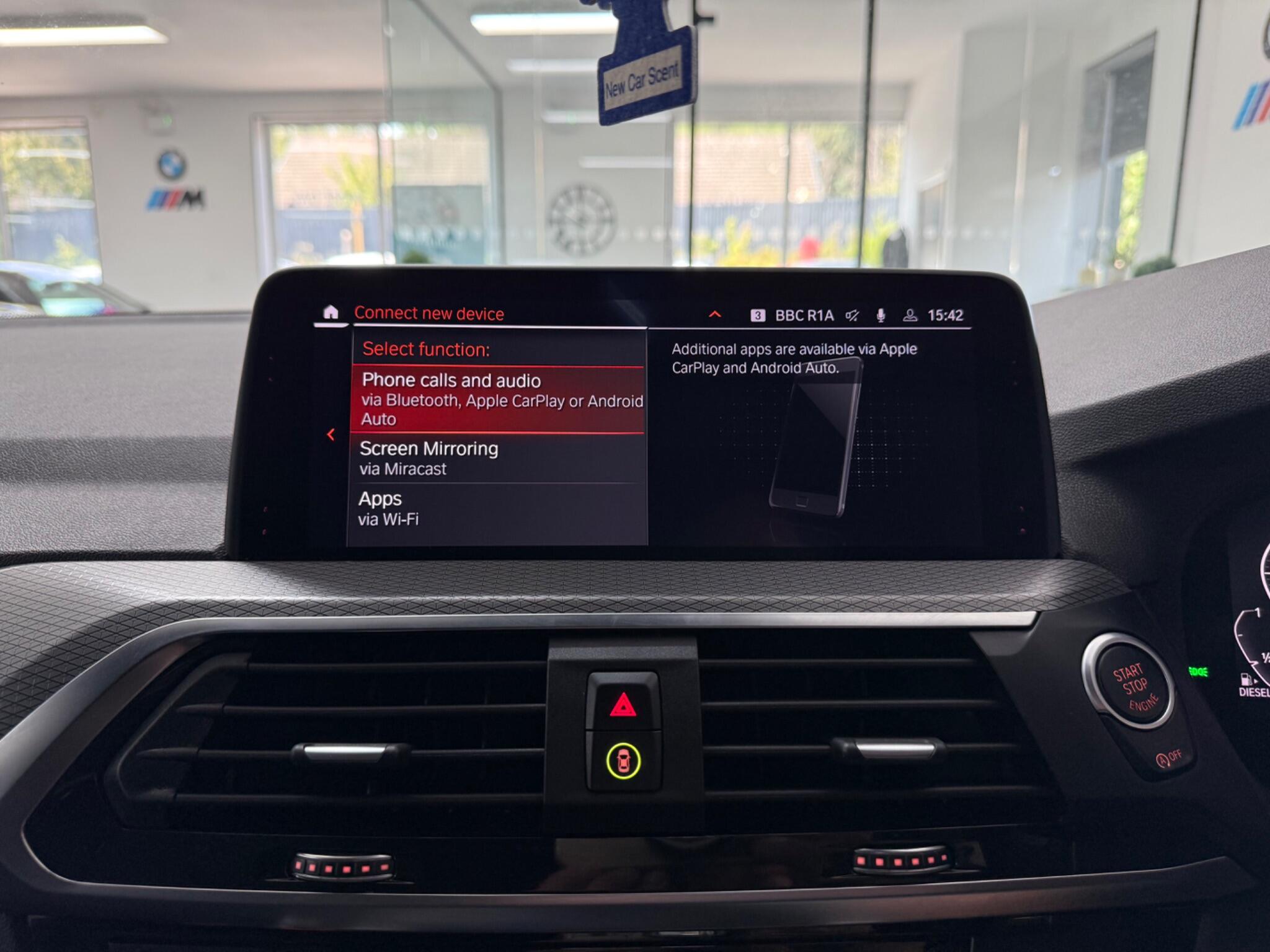 BMW X4 view 24
