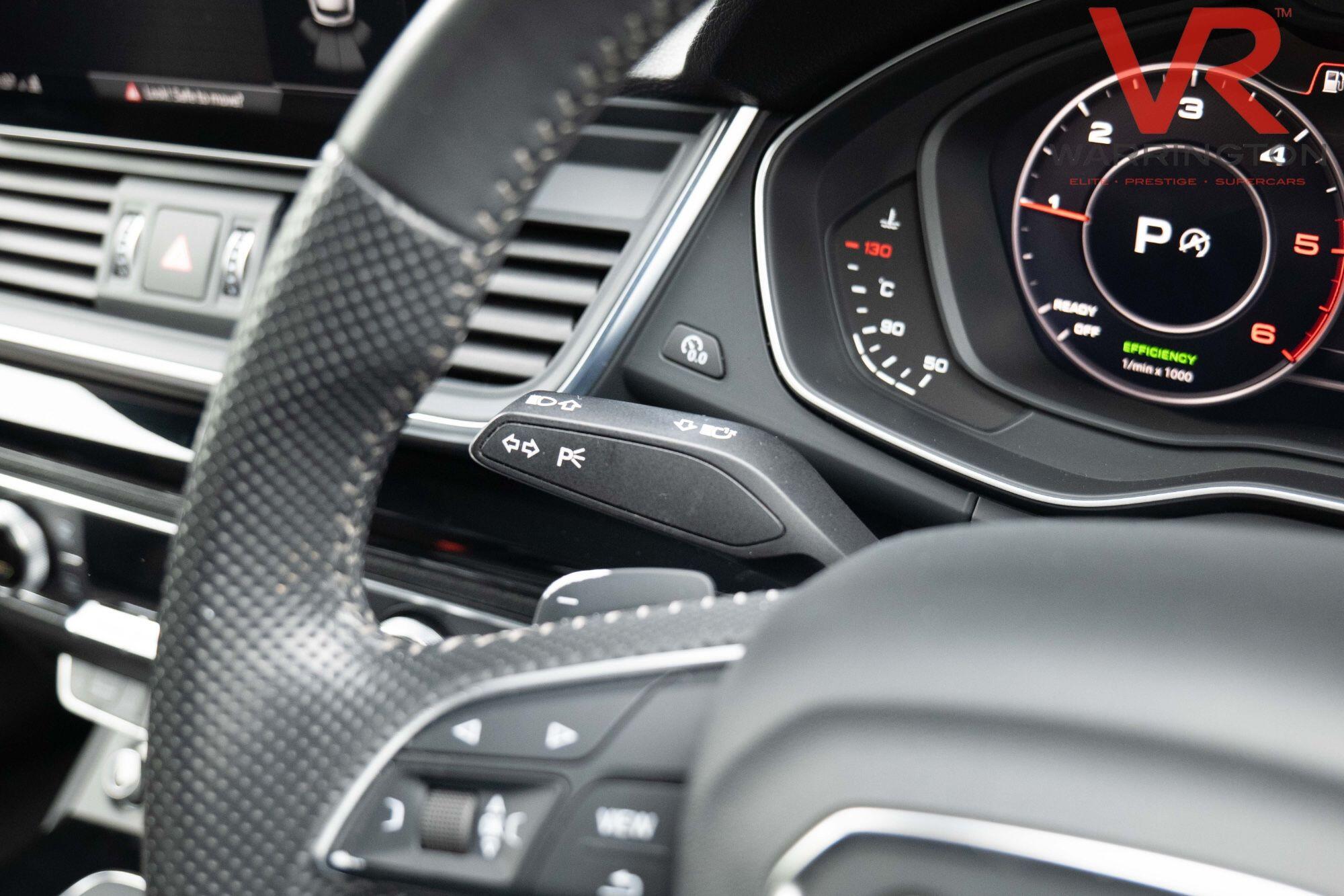 Audi Q5 view 12