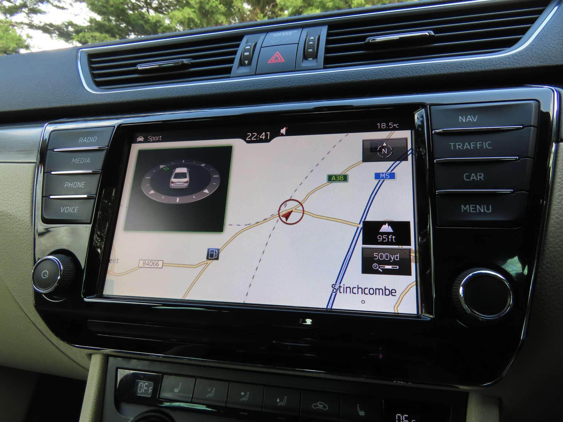 Skoda Superb view 10