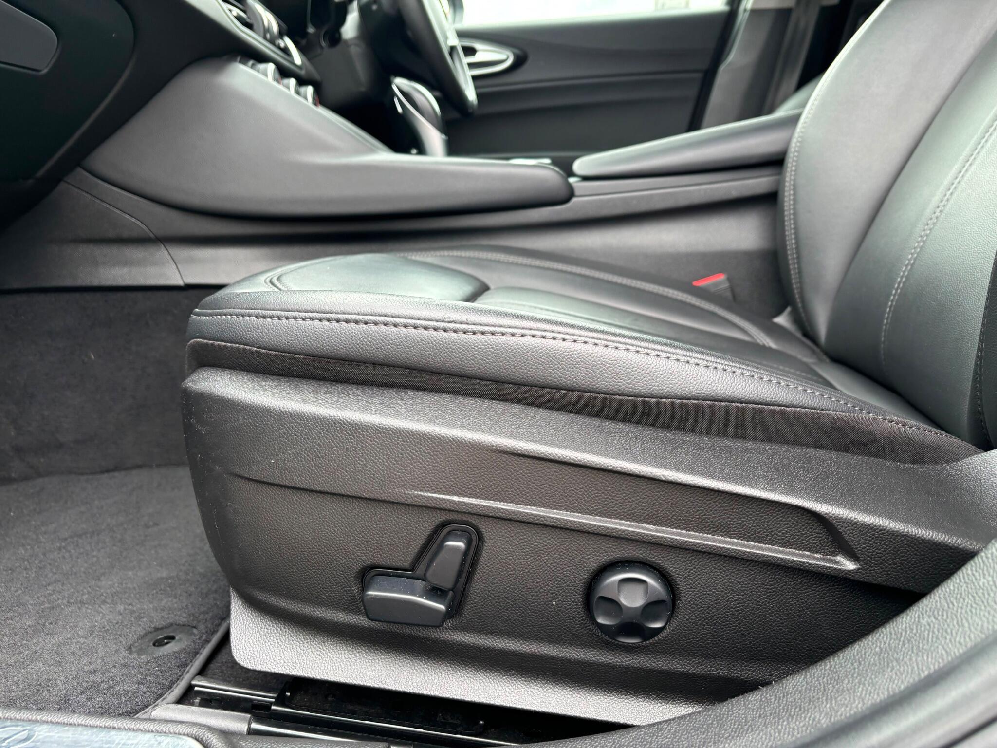 Alfa Romeo Giulia view 13