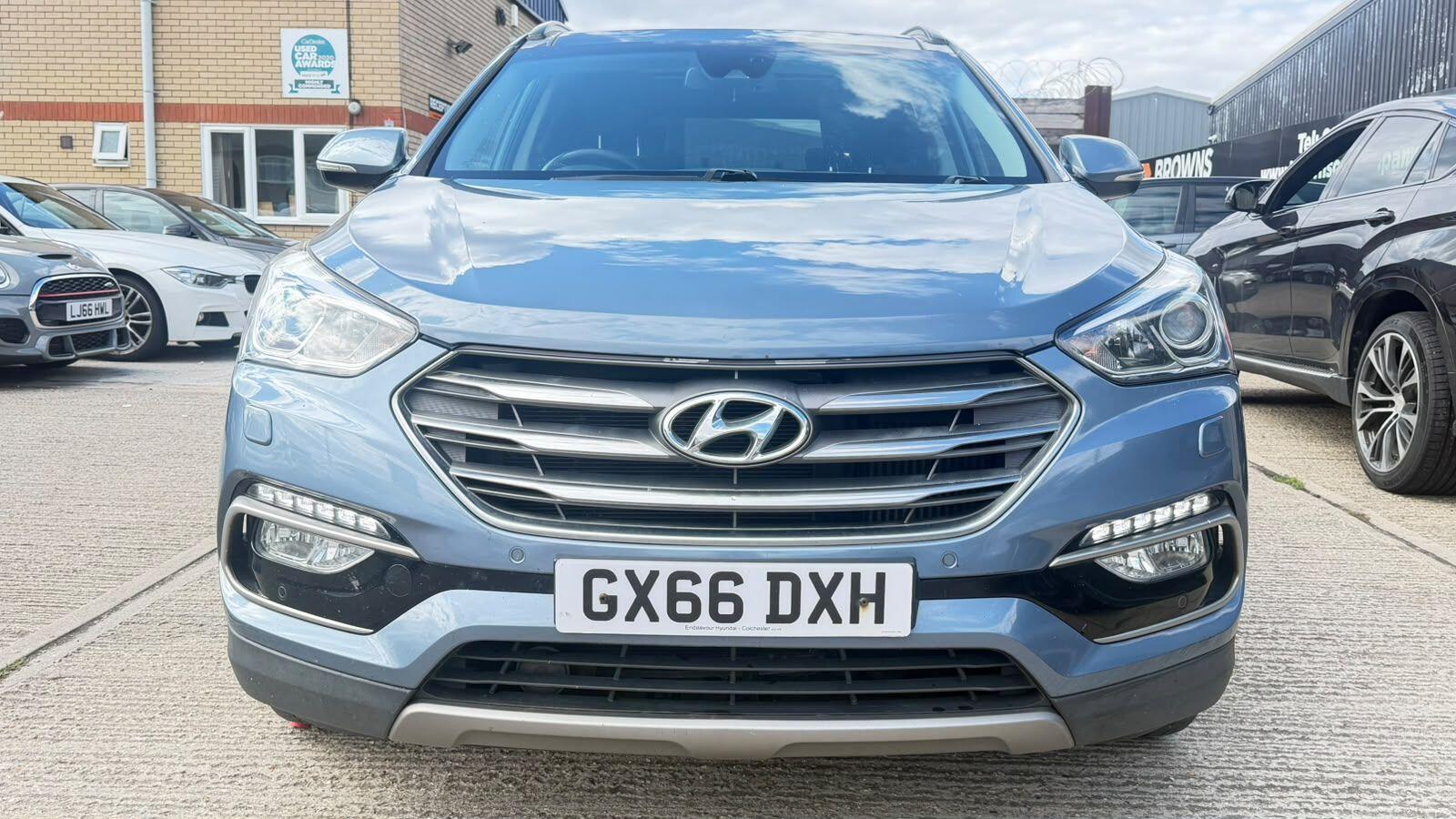 Hyundai Santa Fe view 8