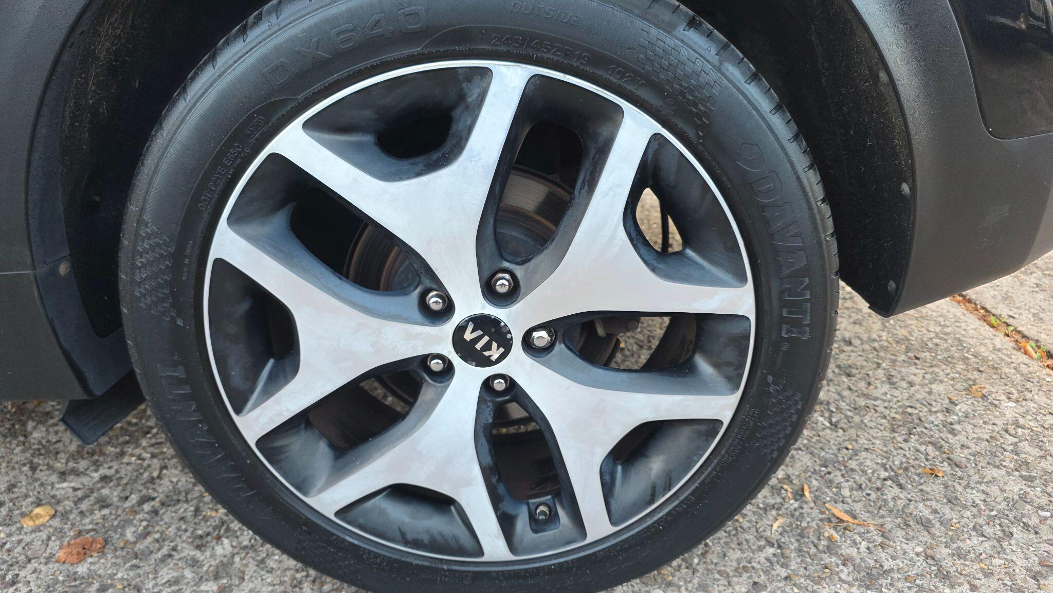 Kia Sportage view 45