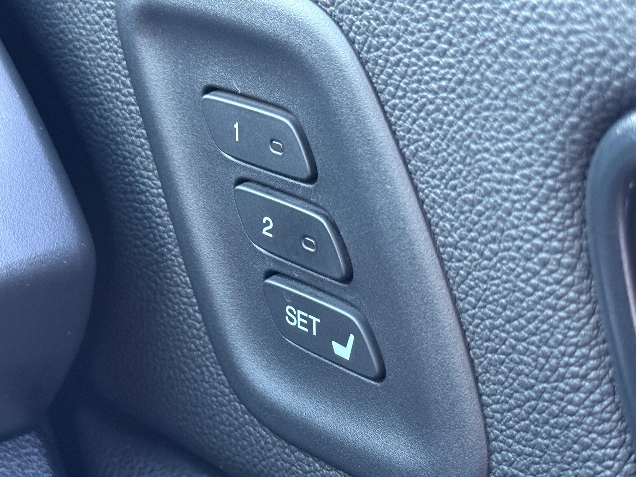 Honda CR-V - Image 76