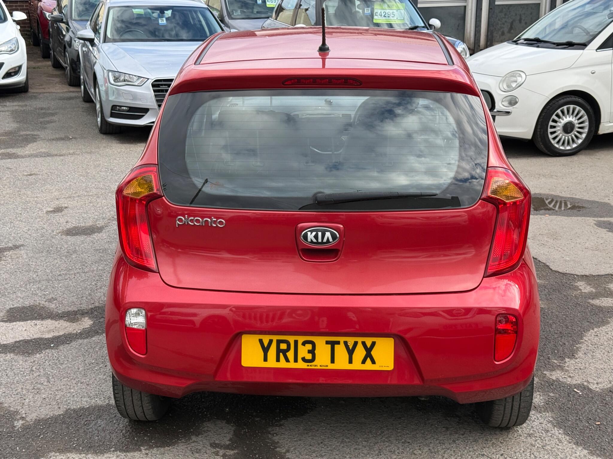 Kia Picanto - Image 17