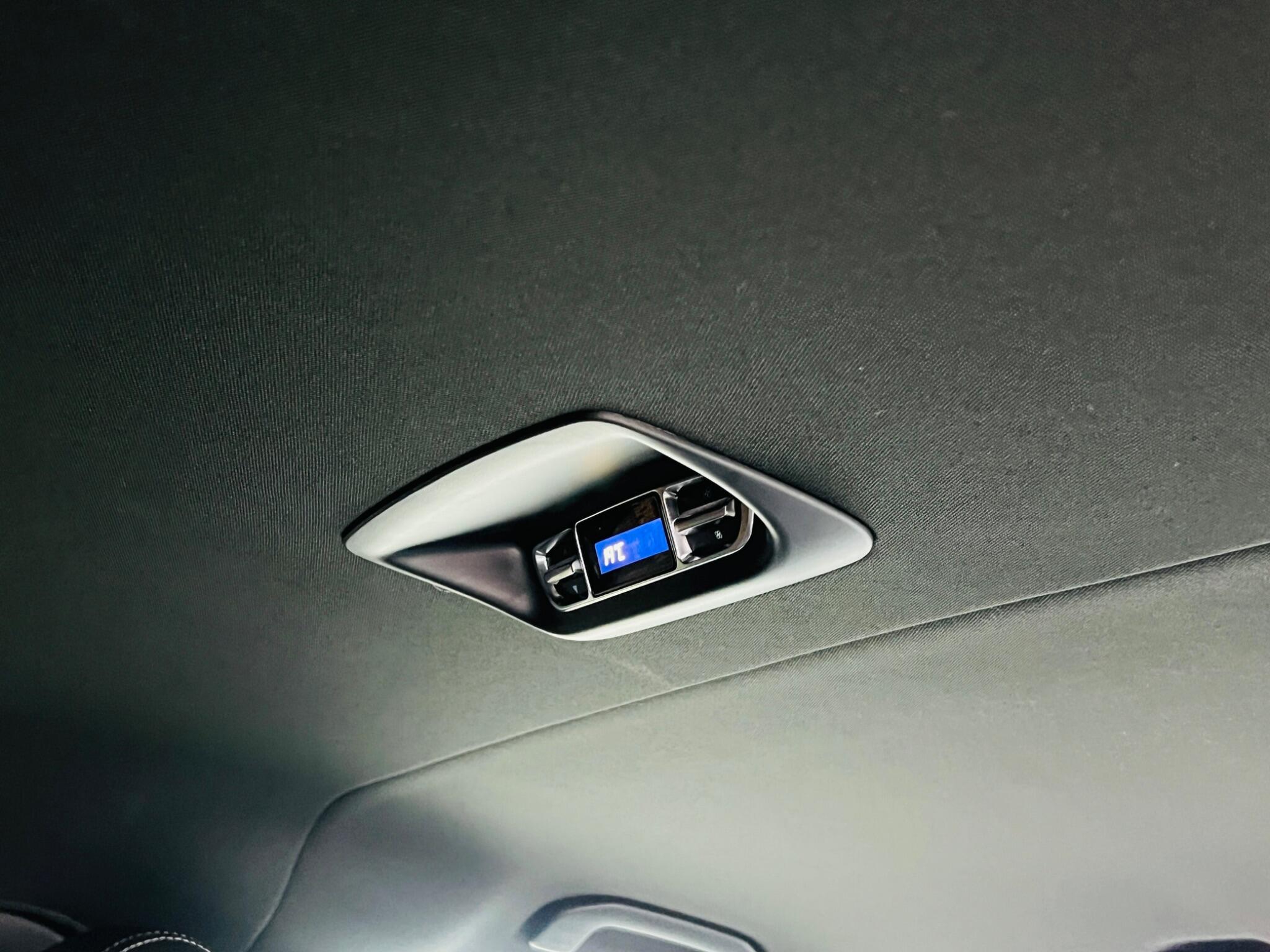 Mercedes-Benz V Class view 43