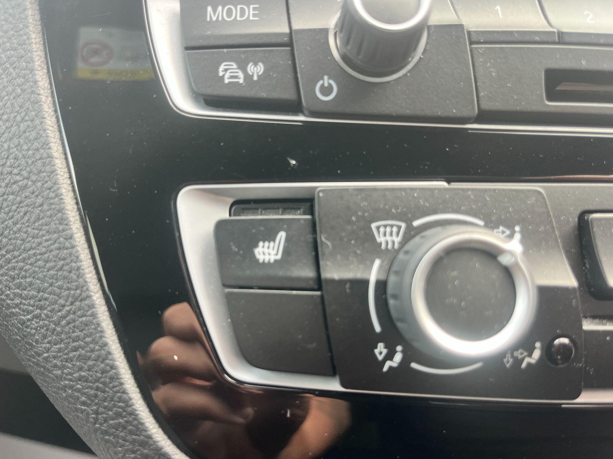 BMW 1 Series view 21