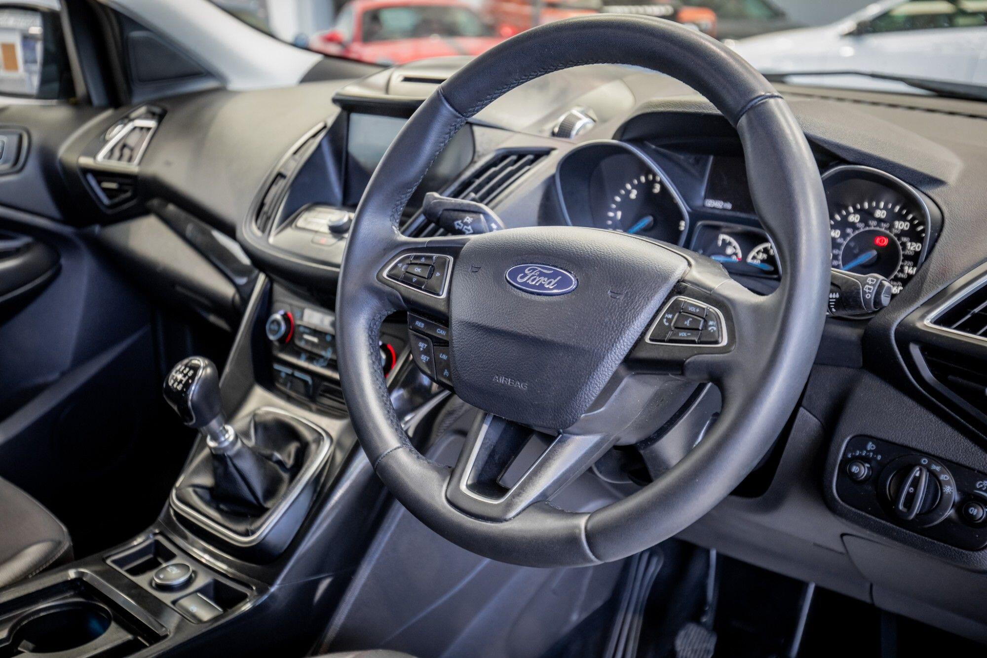 Ford Kuga view 14
